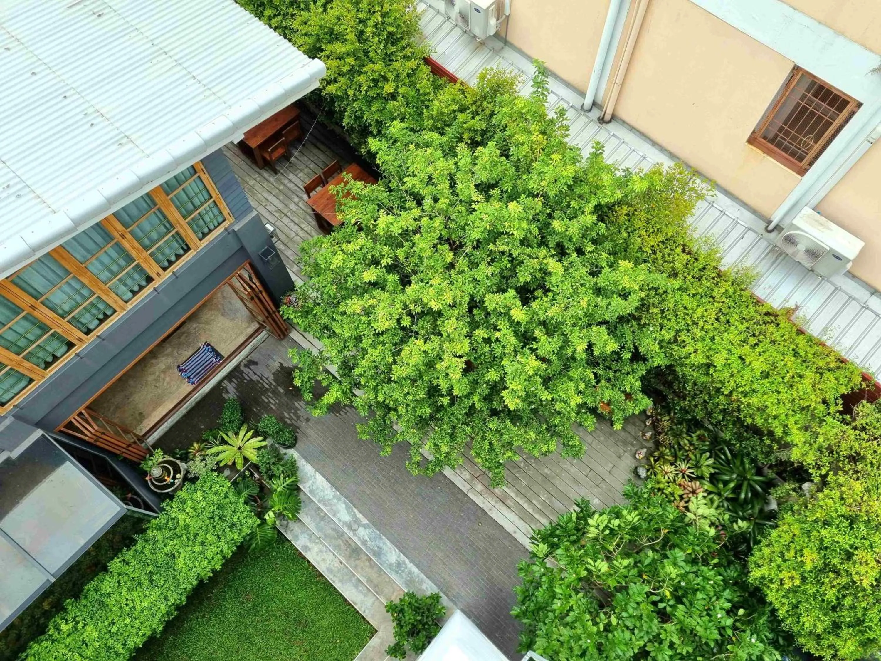 Garden in Vali Villa Bangkok