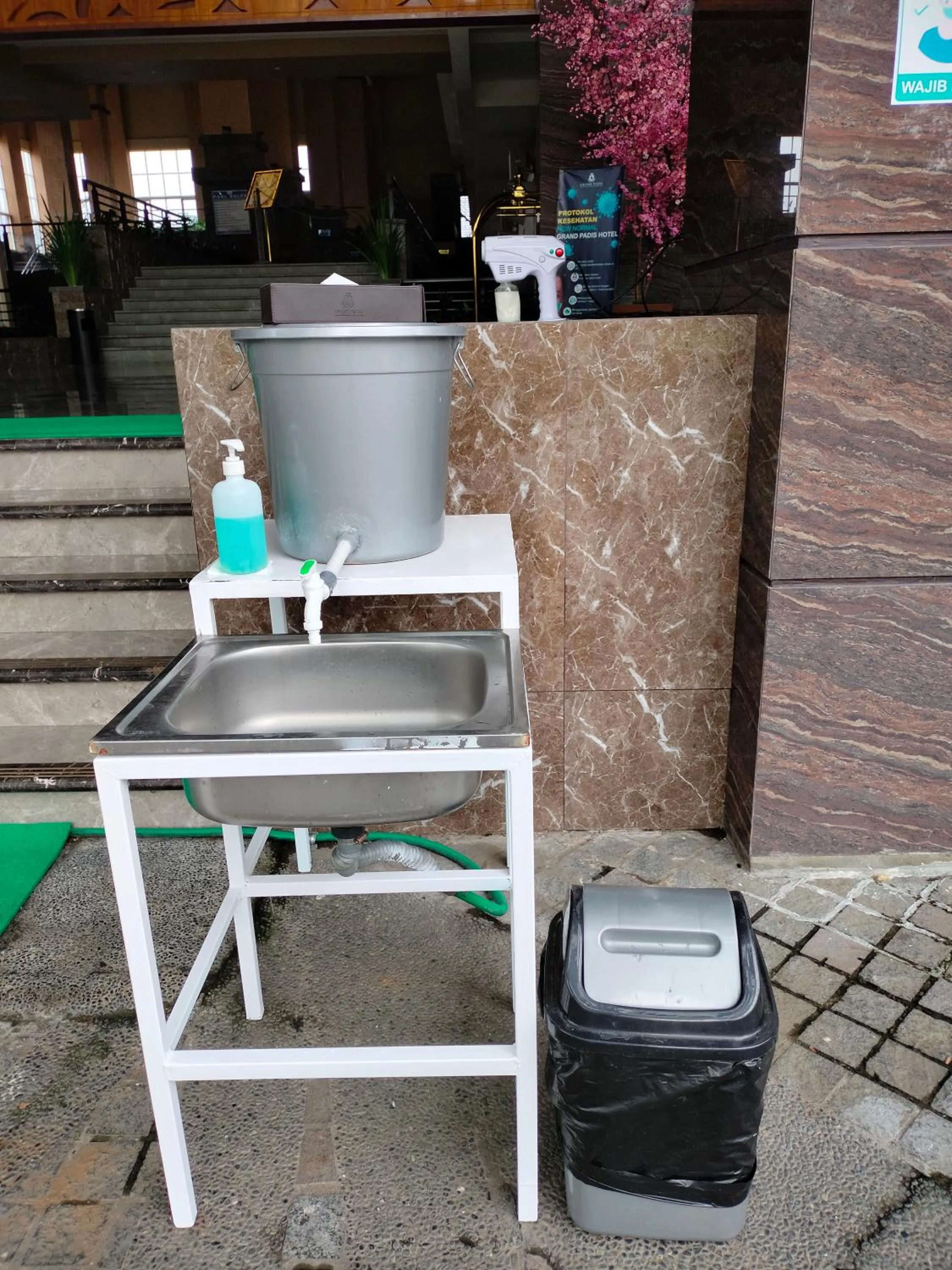 Property building in Grand Padis Hotel