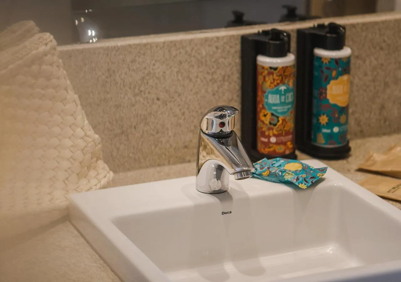 Bathroom in Hotel Ponta Verde Praia do Francês