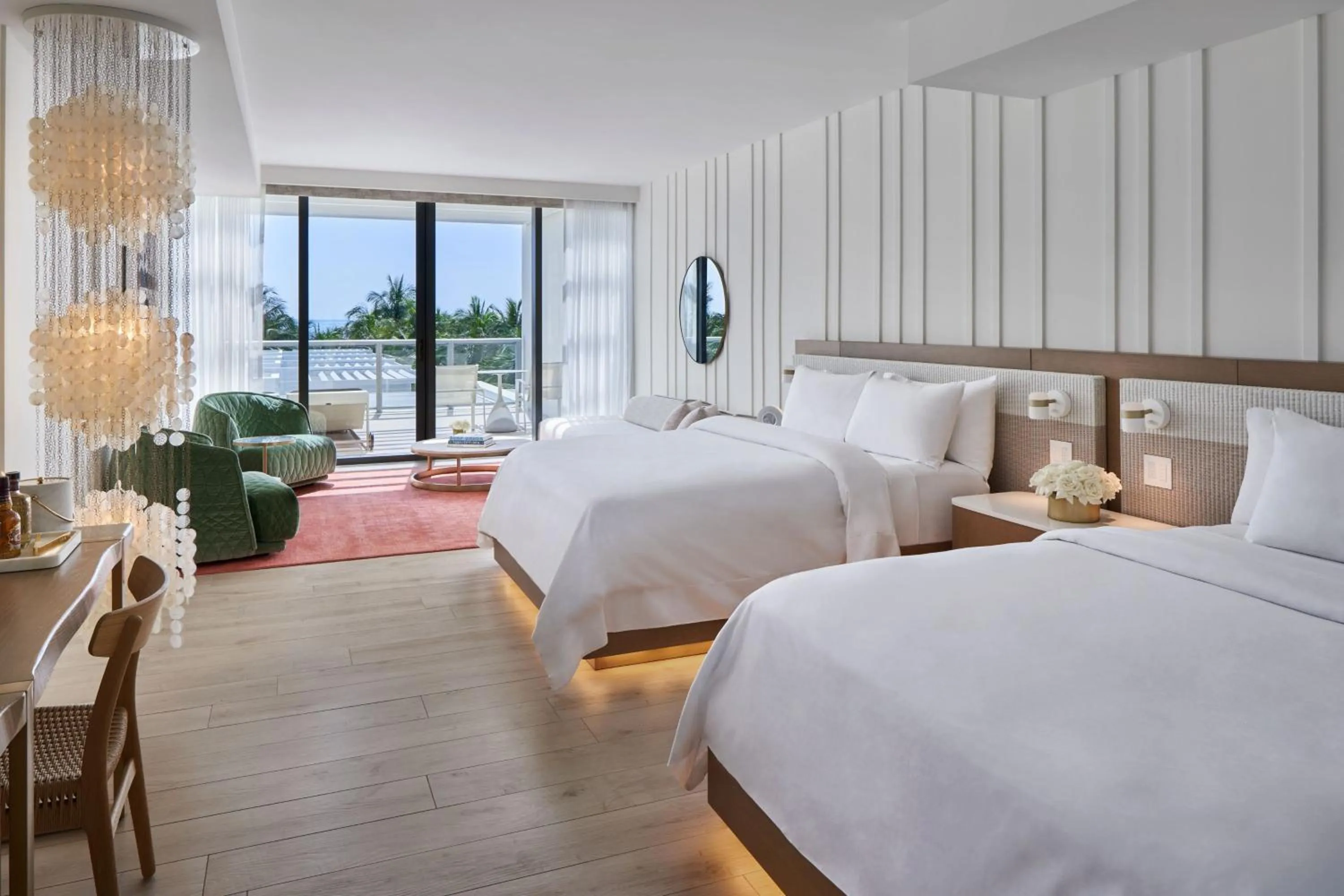 Photo of the whole room, Bed in W South Beach