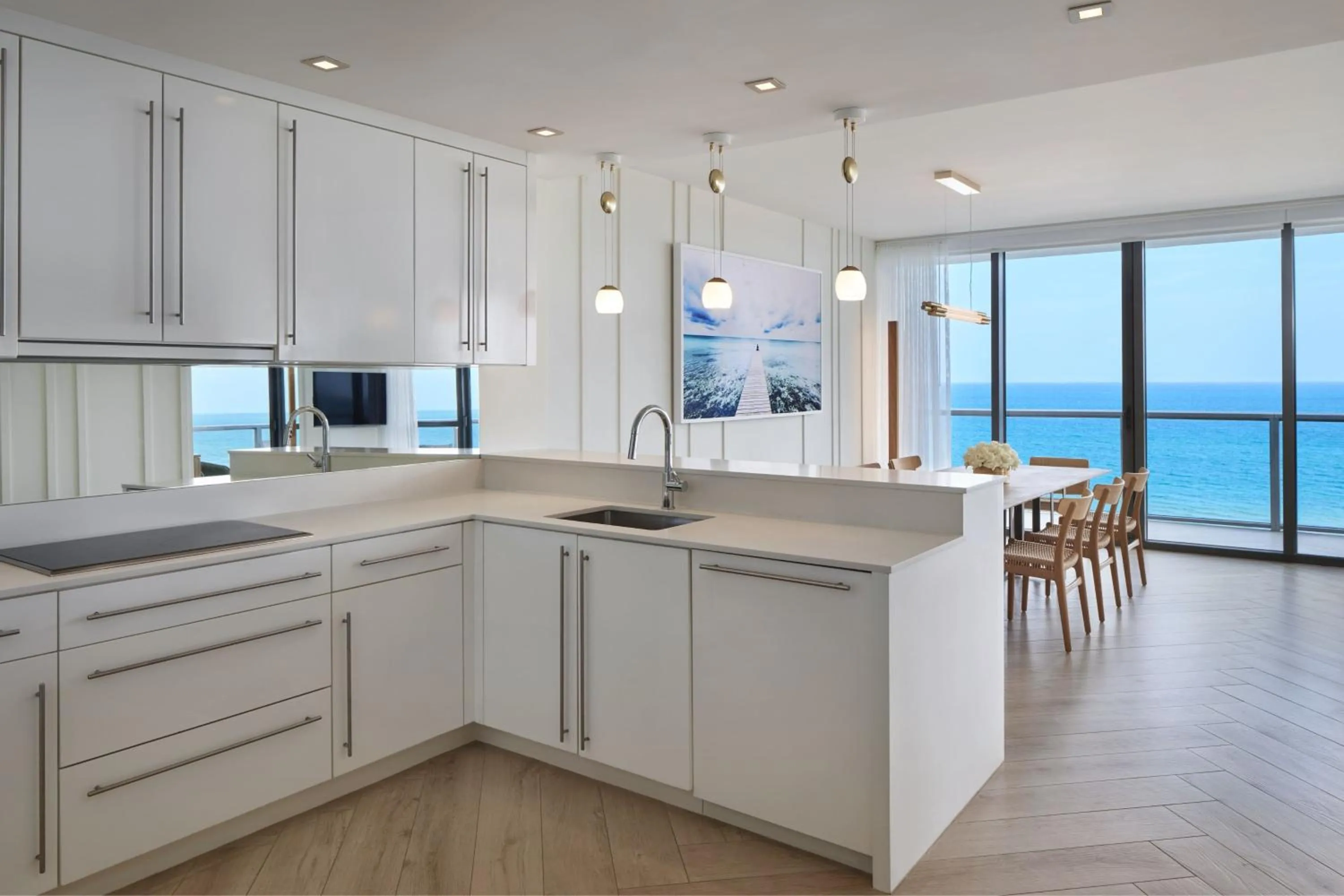 Kitchen or kitchenette in W South Beach