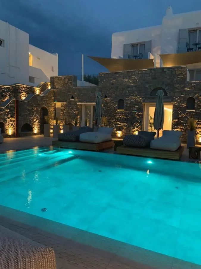 Property building in Apiro Mykonos