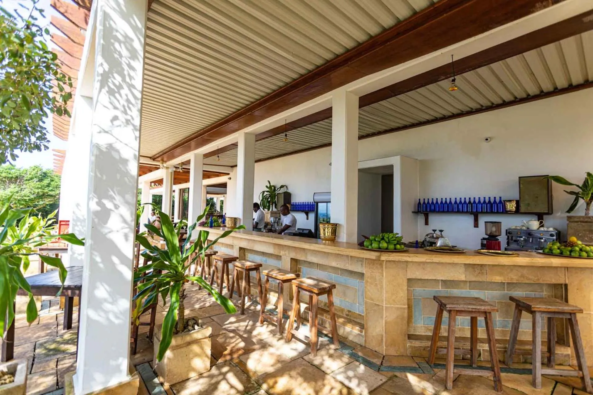 Restaurant/places to eat in Sky Island Resort