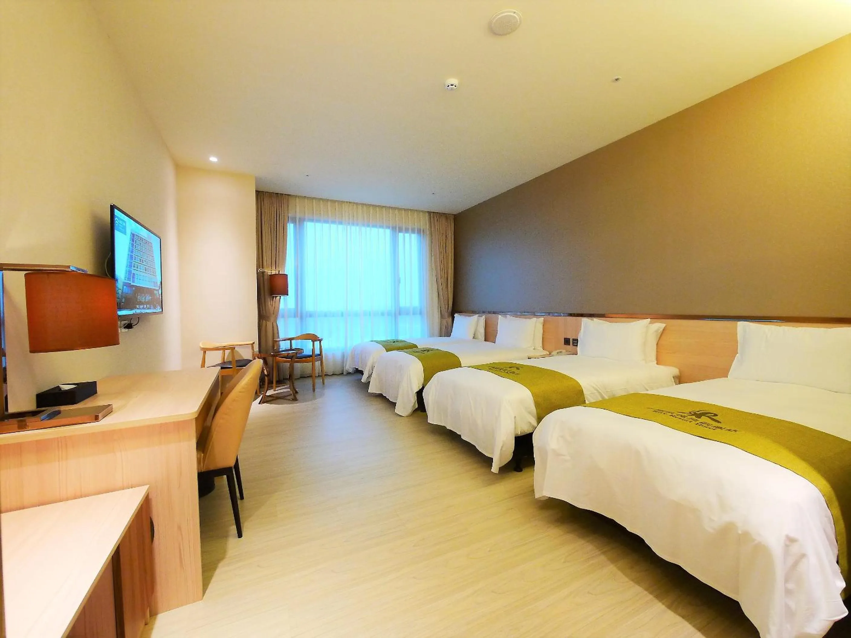Photo of the whole room, Bed in Rice Resort Hotel