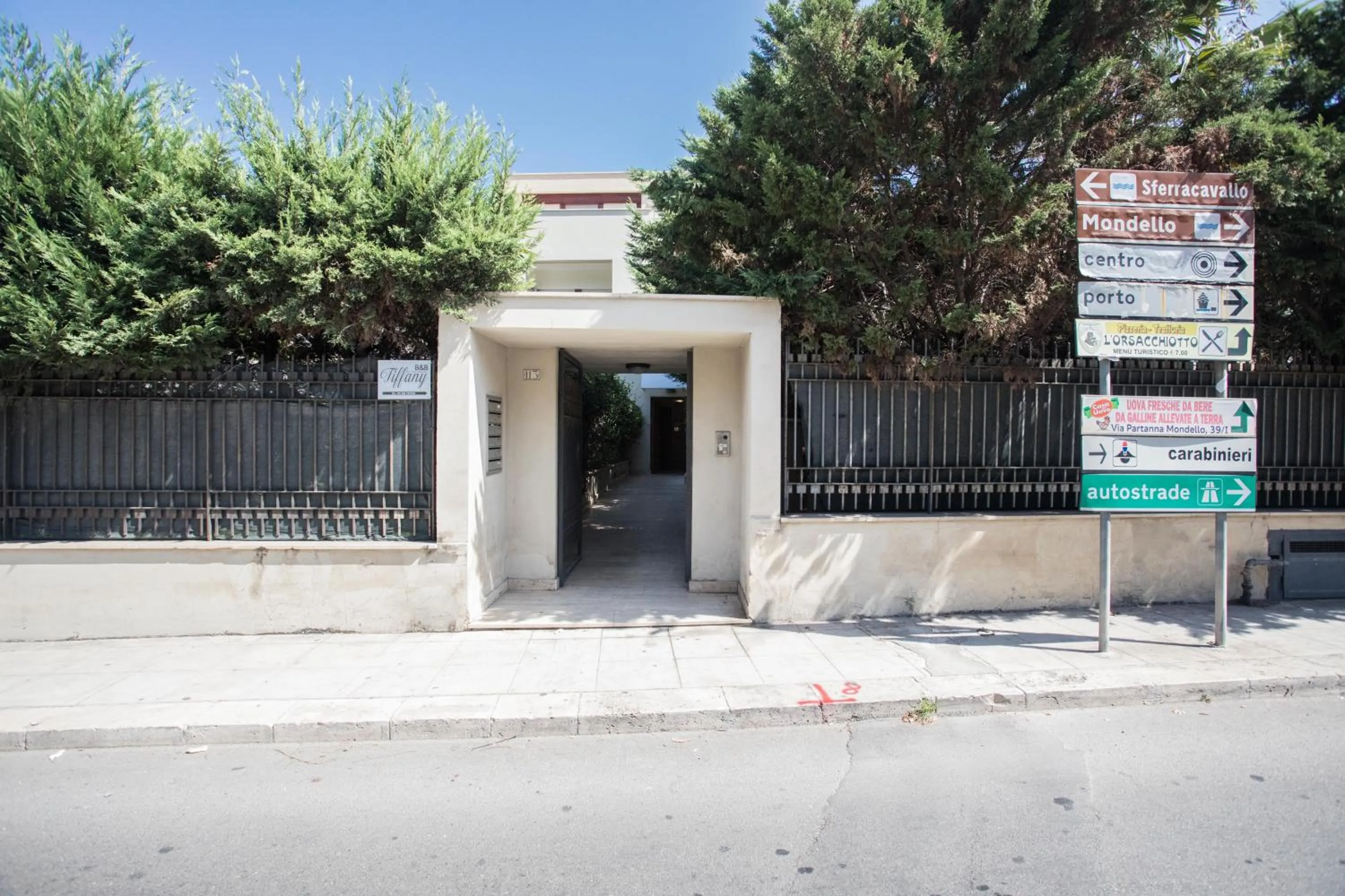 Facade/entrance in B&B TIFFANY SFERRACAVALLO