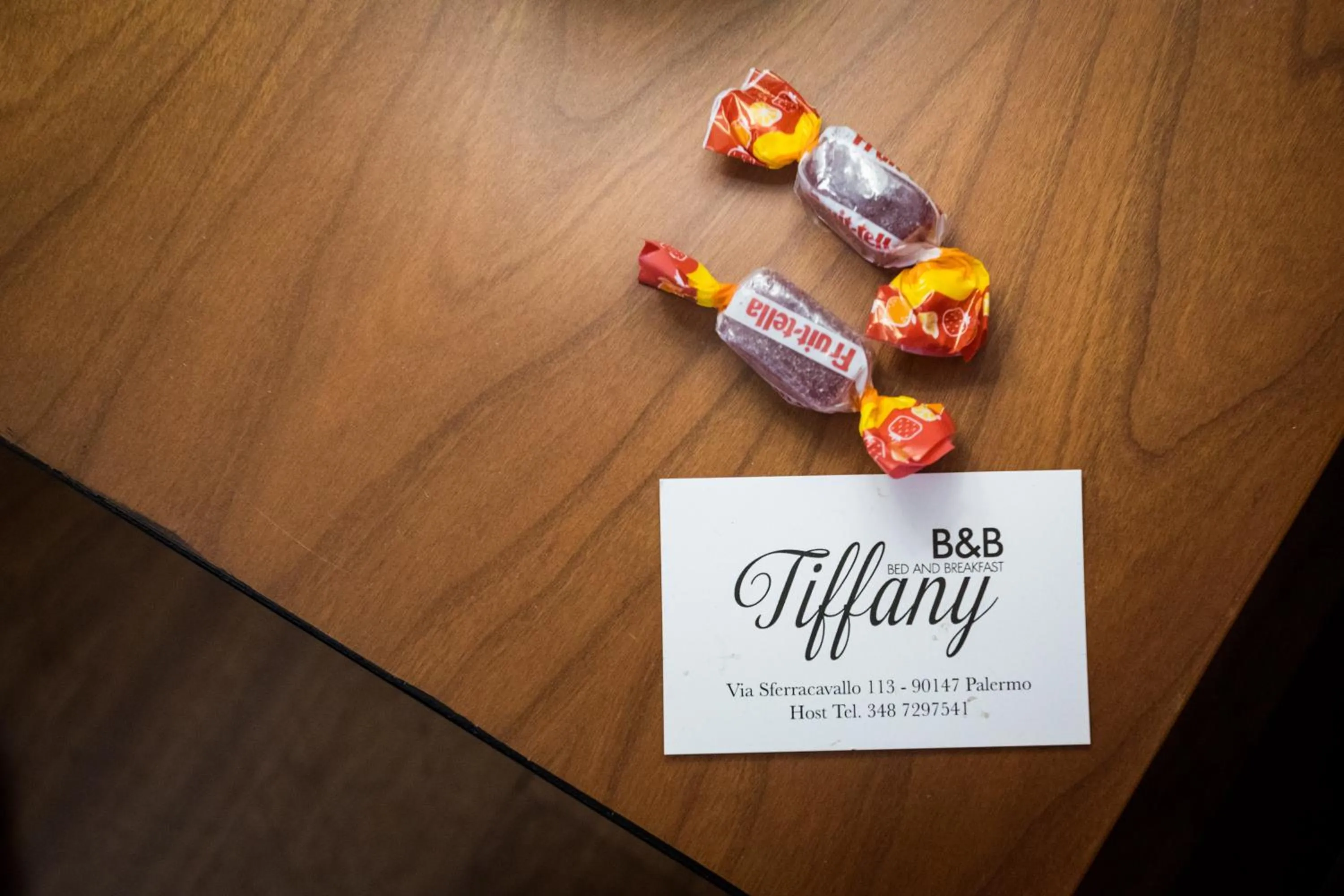 Decorative detail in B&B TIFFANY SFERRACAVALLO