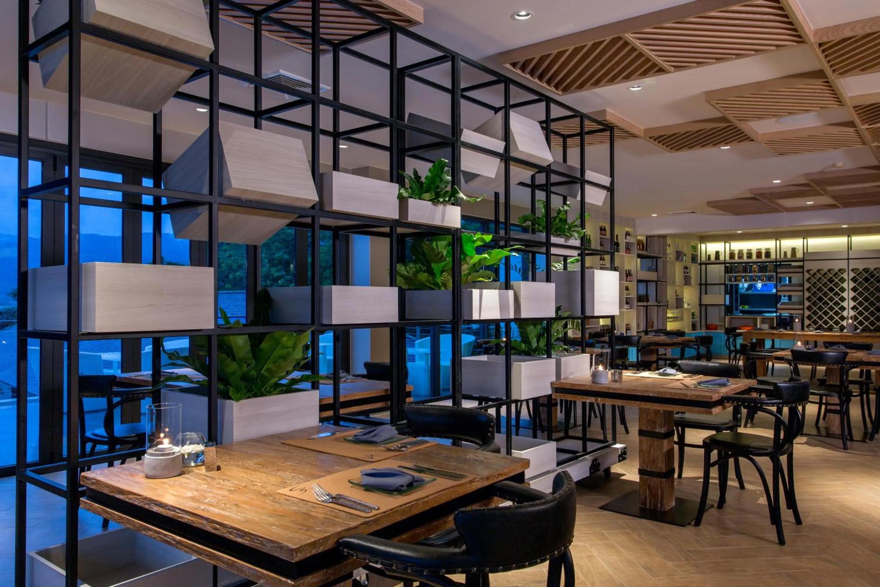 Restaurant/places to eat in Cape Sienna Phuket Gourmet Hotel & Villas - SHA Extra Plus