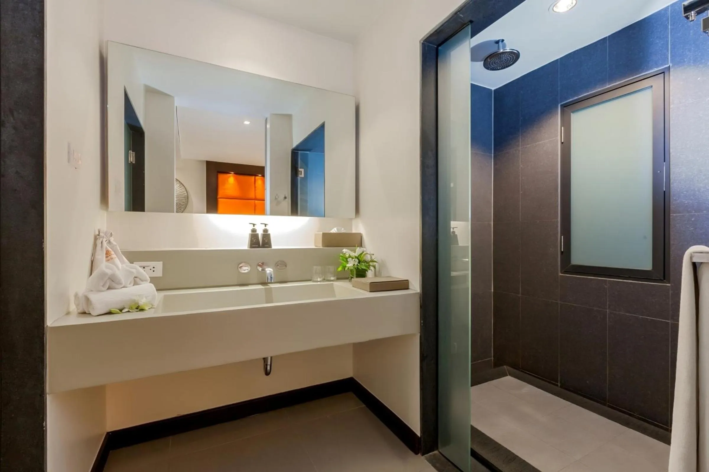 Shower in Cape Sienna Phuket Gourmet Hotel & Villas - SHA Extra Plus