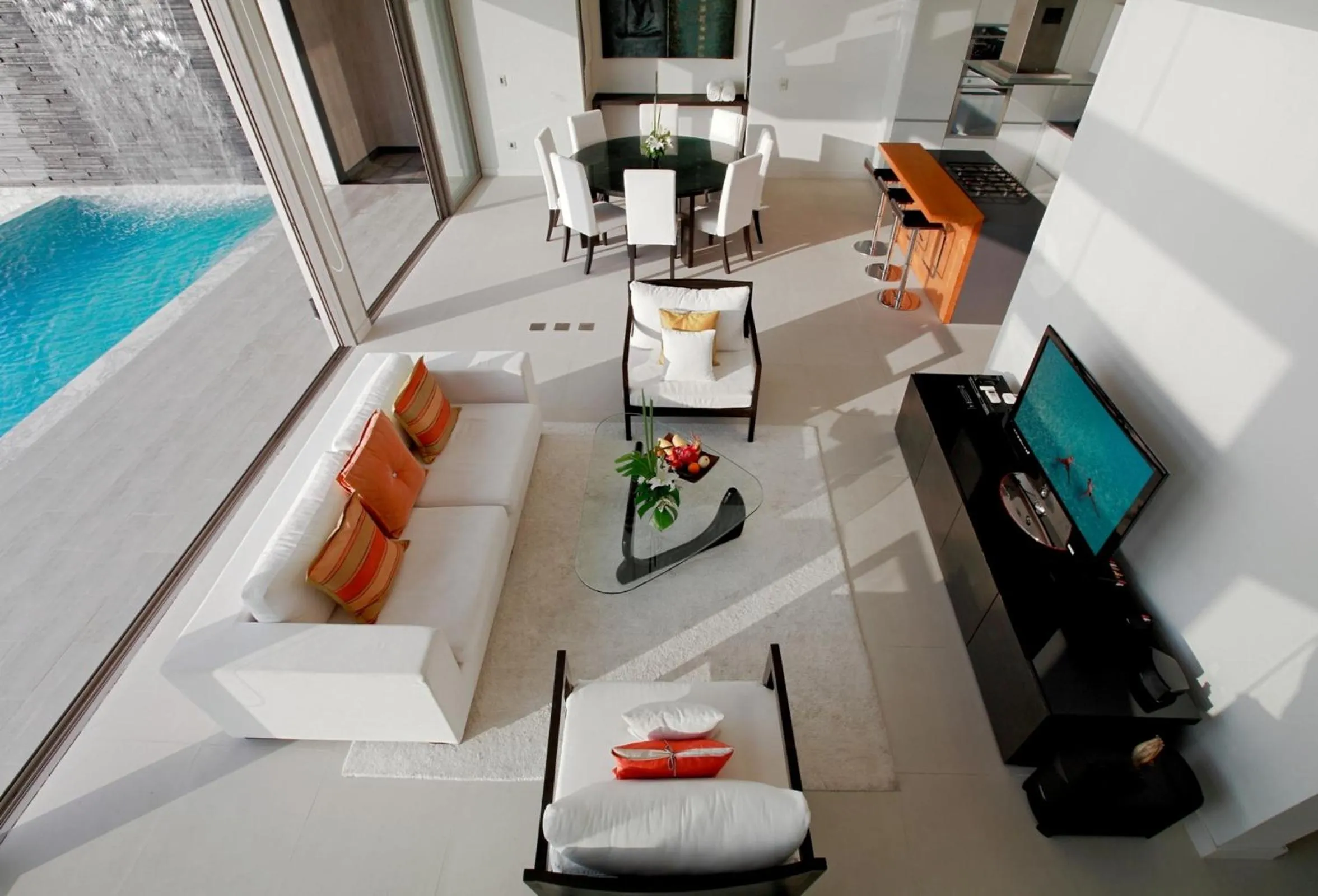 TV and multimedia in Cape Sienna Phuket Gourmet Hotel & Villas - SHA Extra Plus