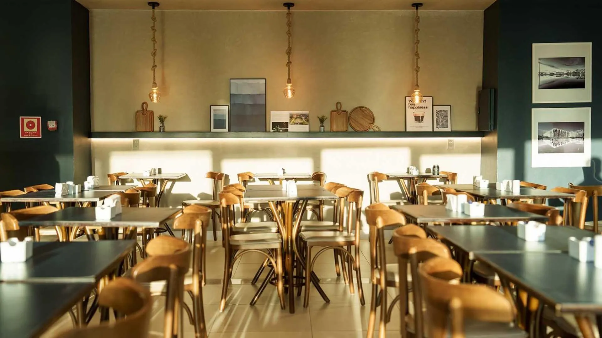 Restaurant/places to eat in Fusion Hplus Express +