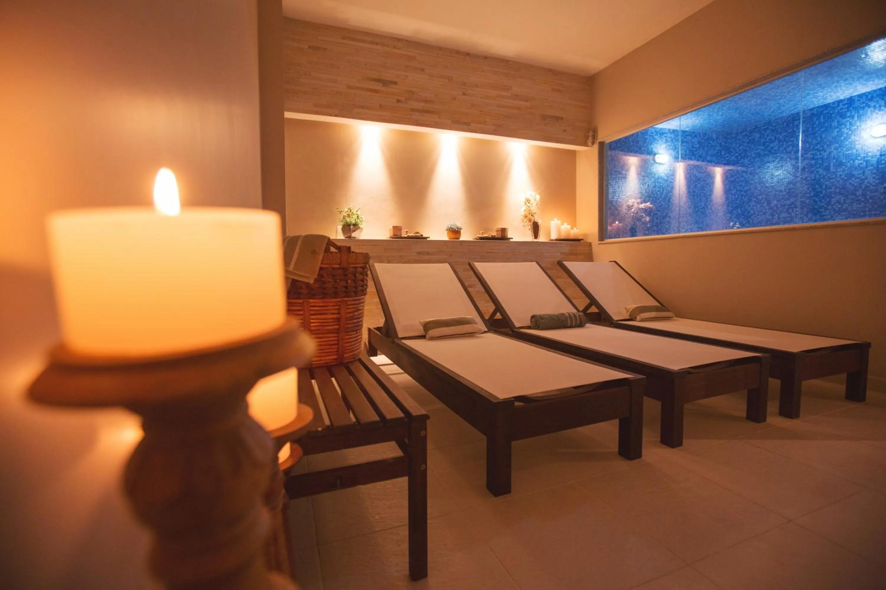 Spa and wellness centre/facilities in Fusion Hplus Express +