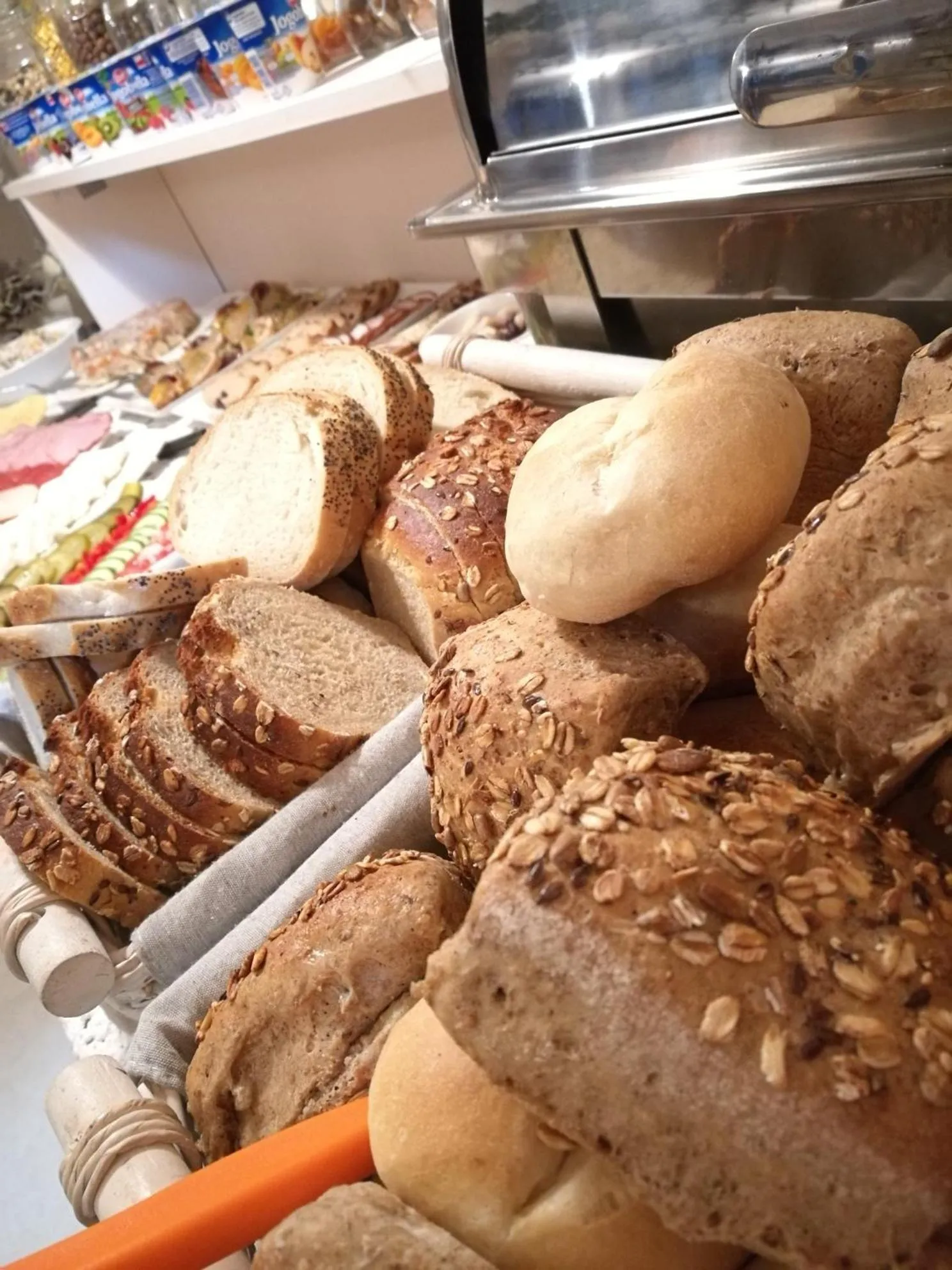 Buffet breakfast in Eskapada