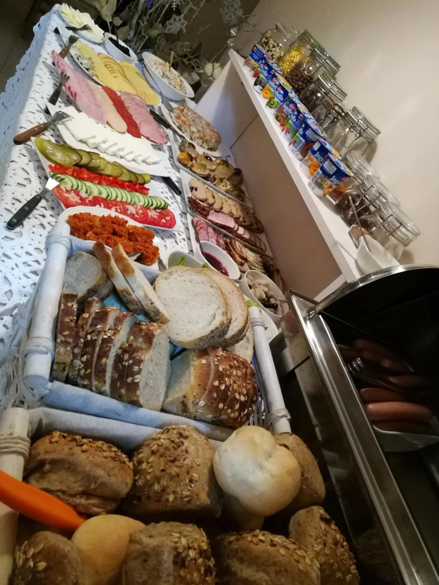 Buffet breakfast in Eskapada