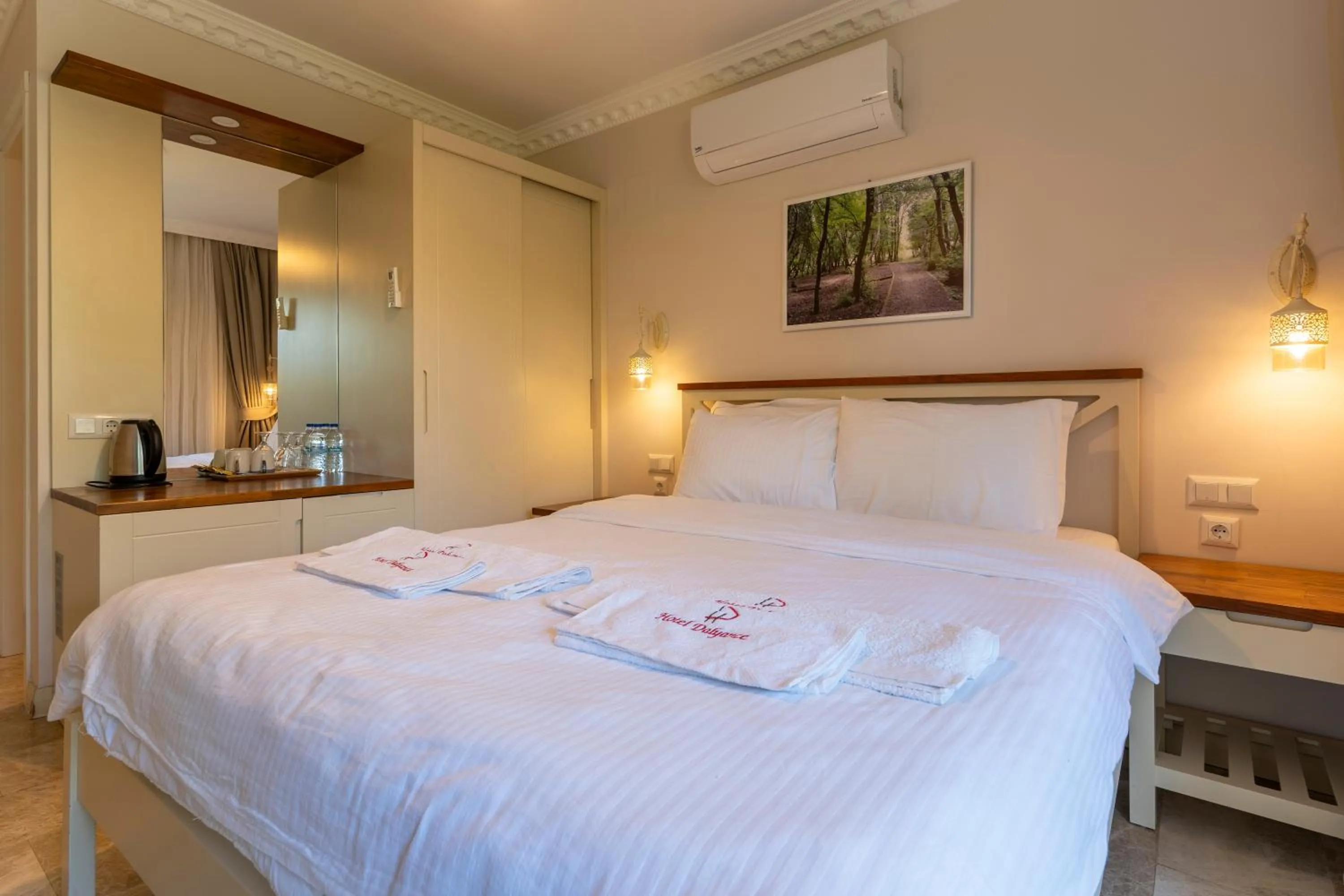 Bedroom, Bed in HOTEL DALYANCE