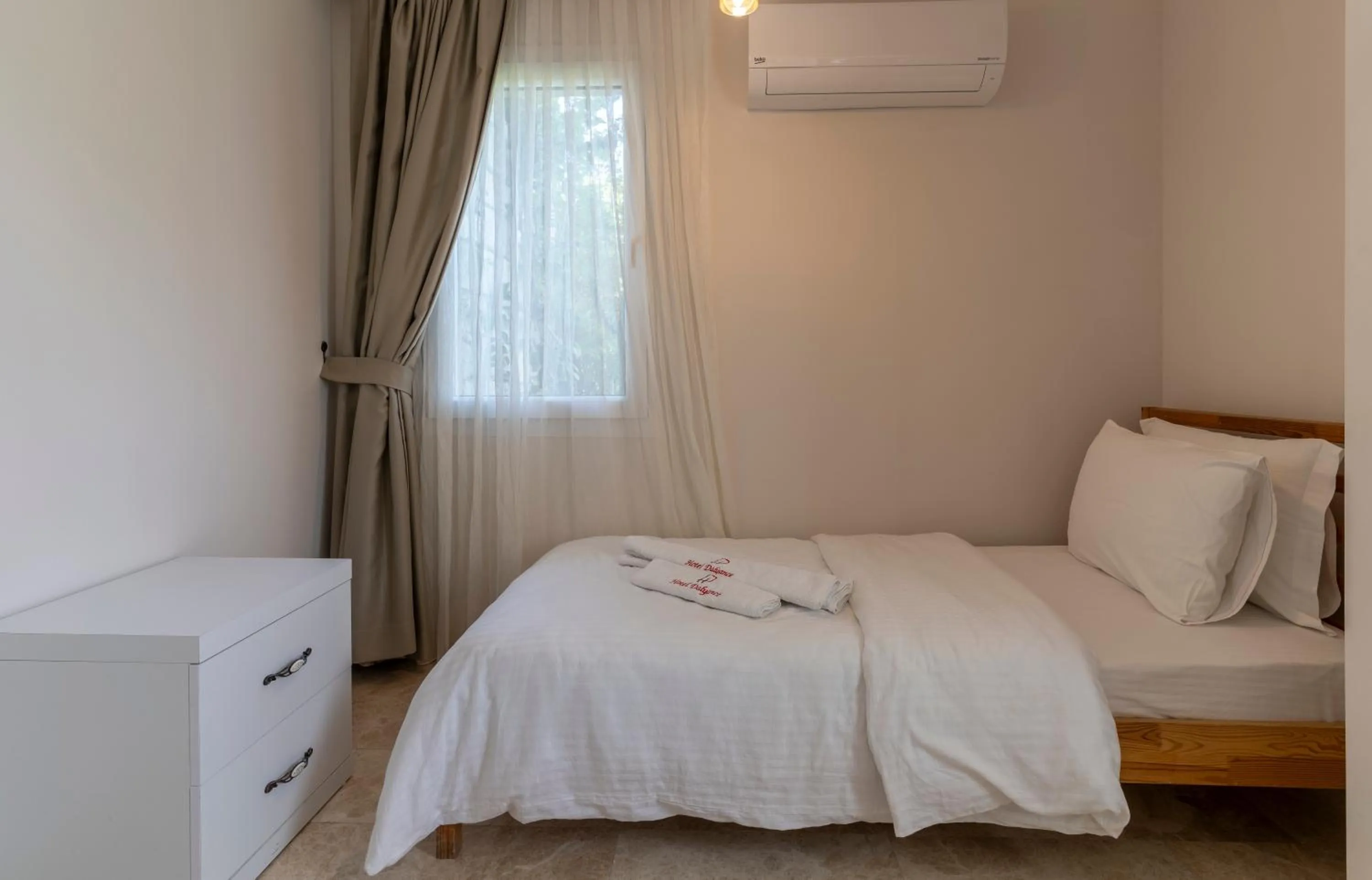 Bed in HOTEL DALYANCE