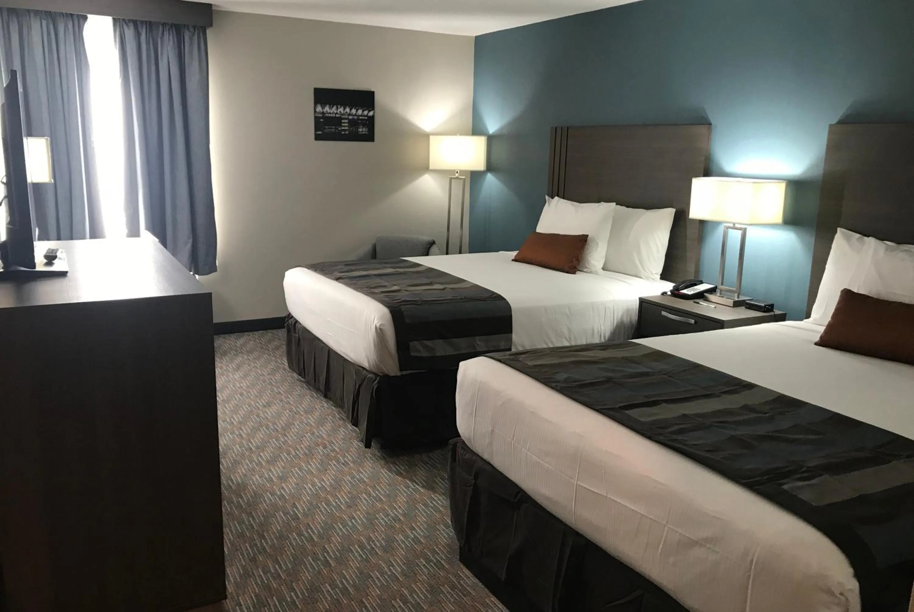 Bedroom, Bed in Nobile Hotel Parkway at Celebration Orlando Very Close to Disney Theme Parks