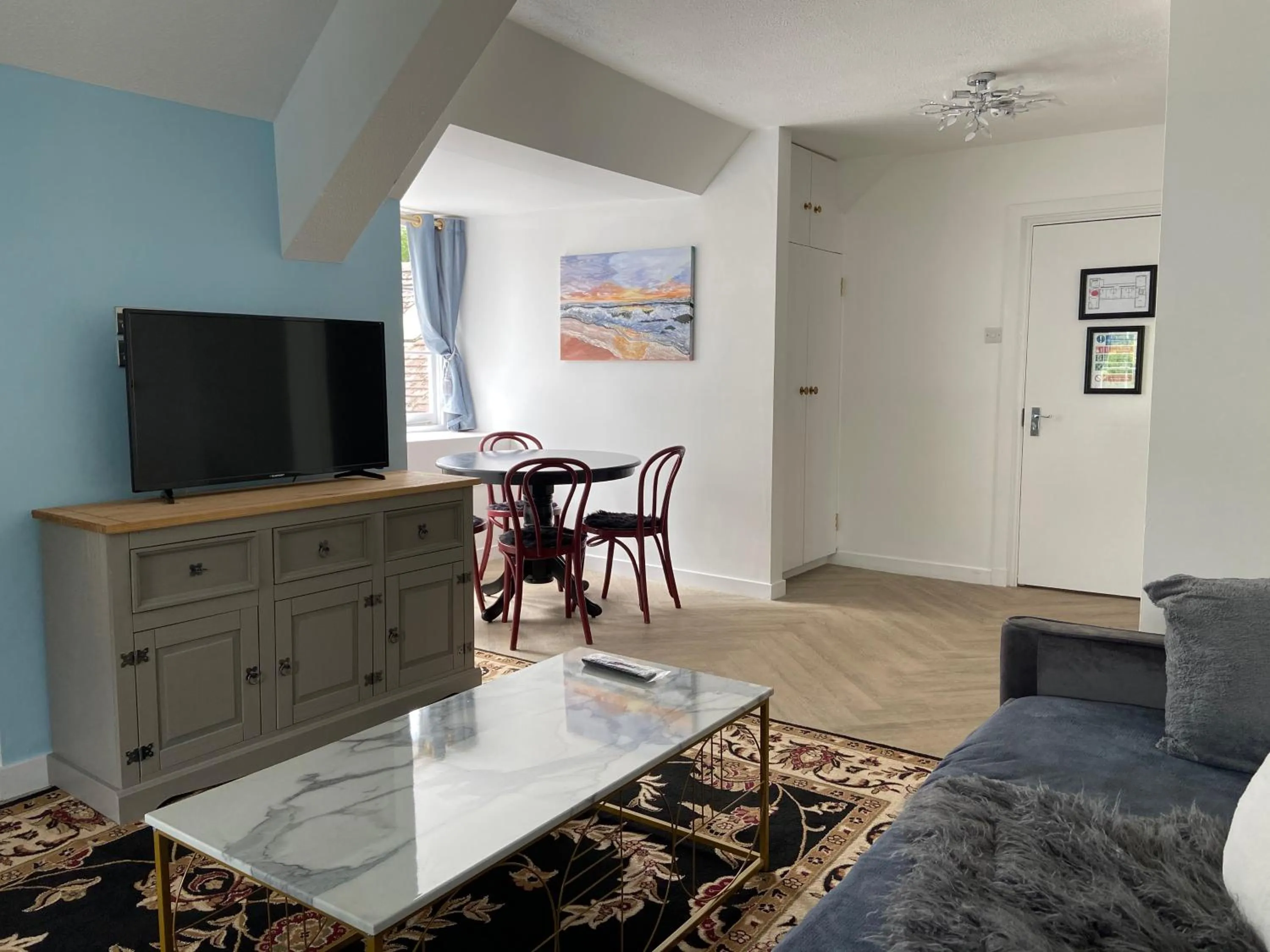 TV and multimedia in Croydon Hall