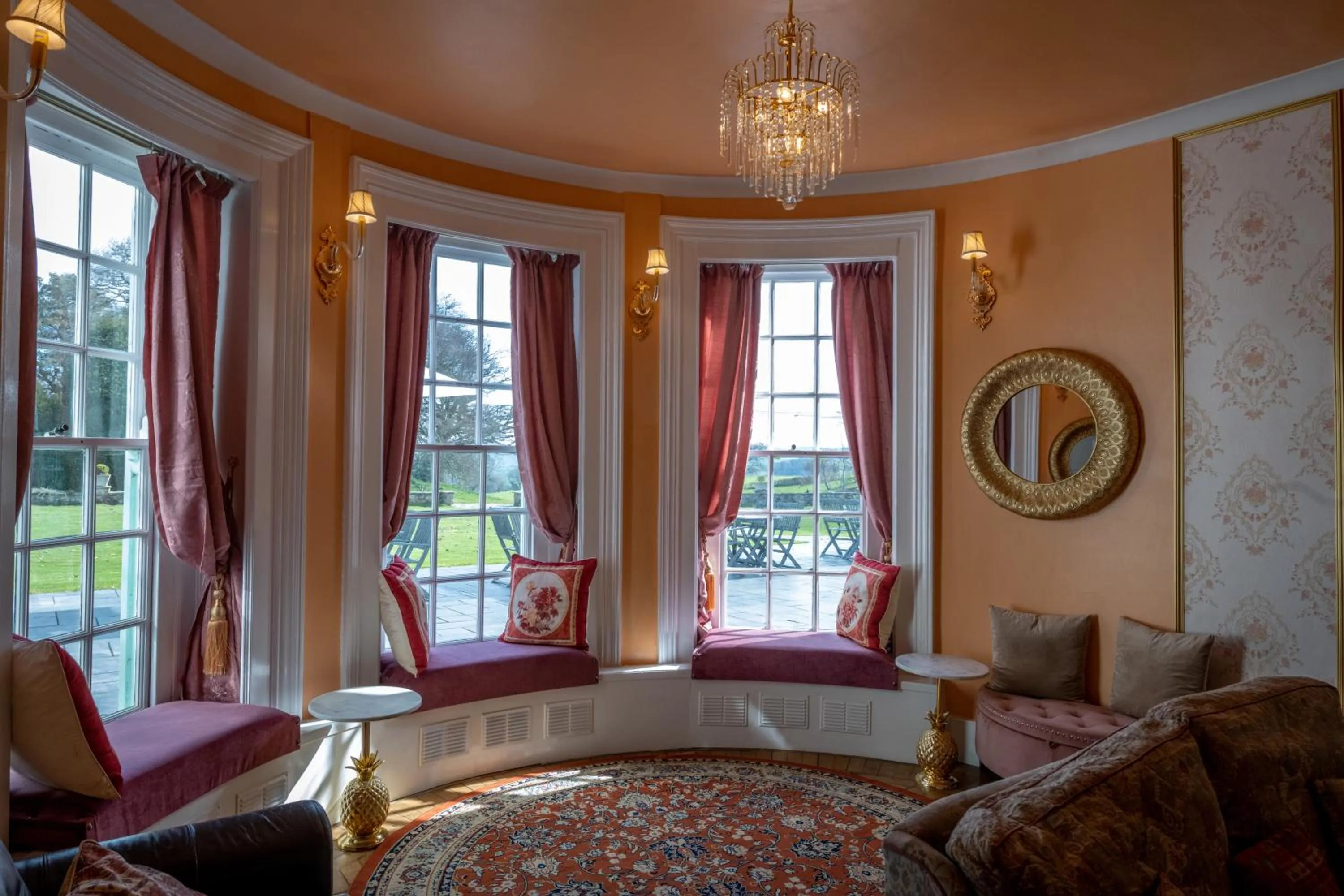 Lounge or bar in Croydon Hall