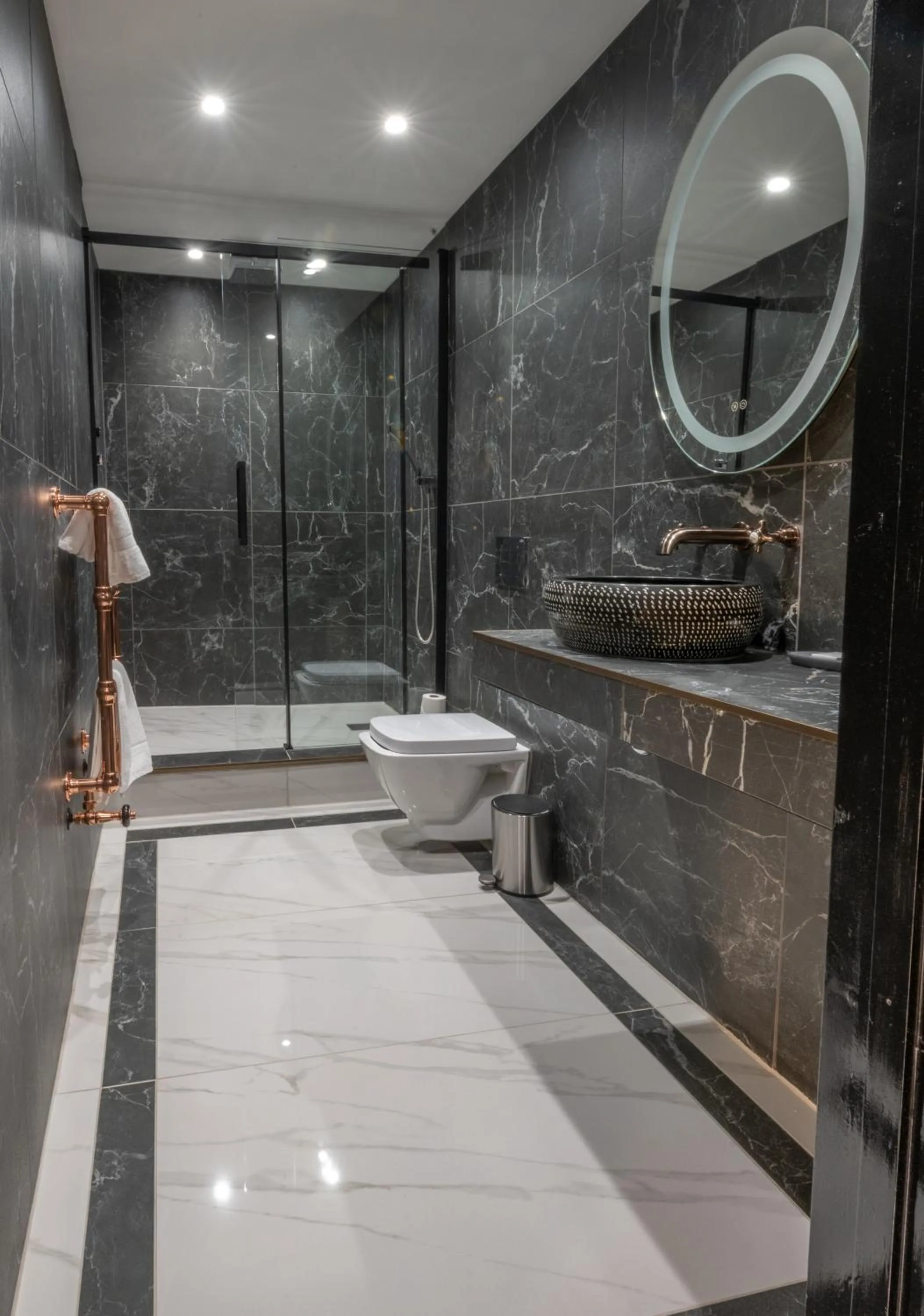 Shower in Croydon Hall