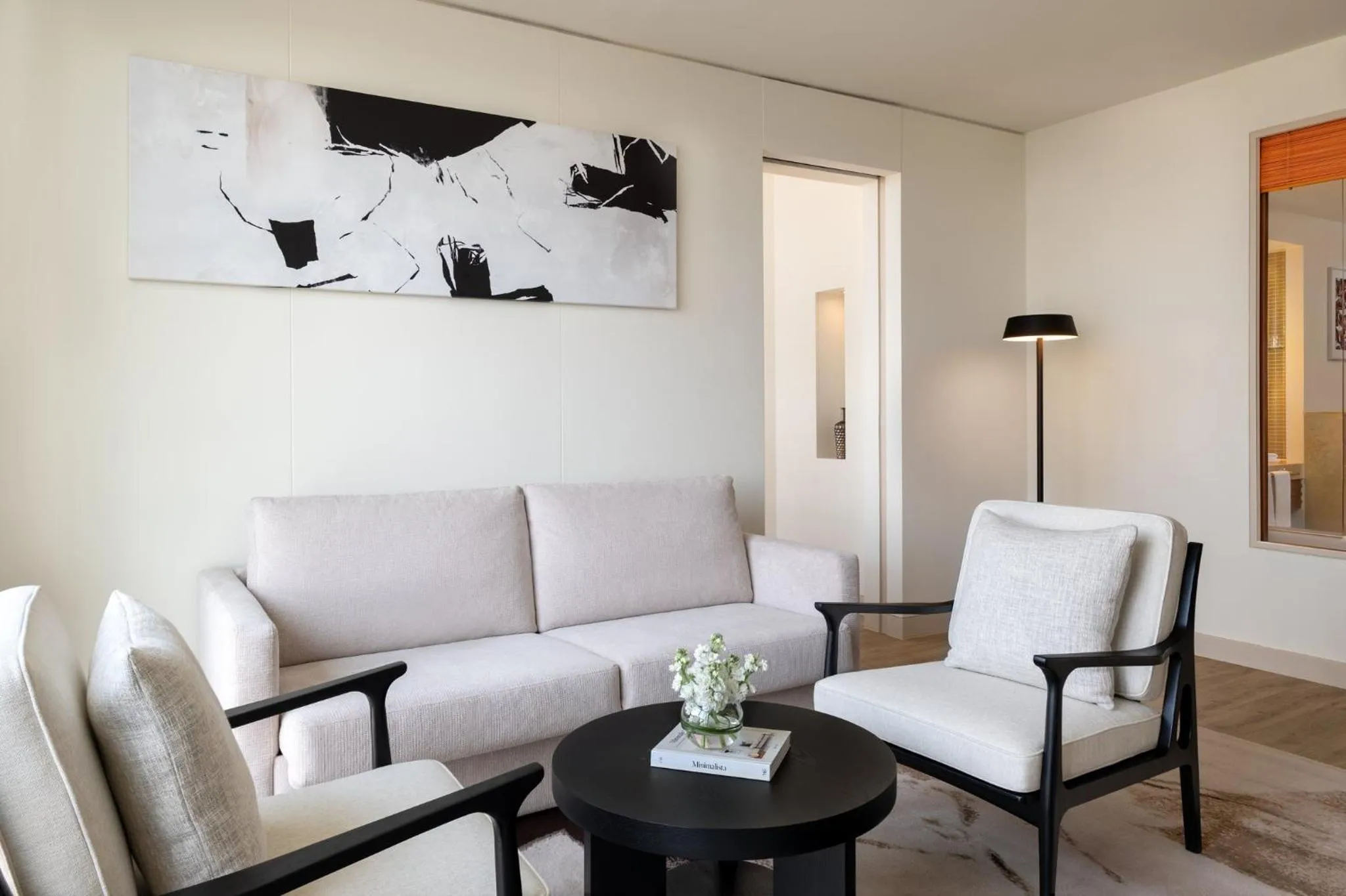 Photo of the whole room in Yas Plaza Marina by IHG