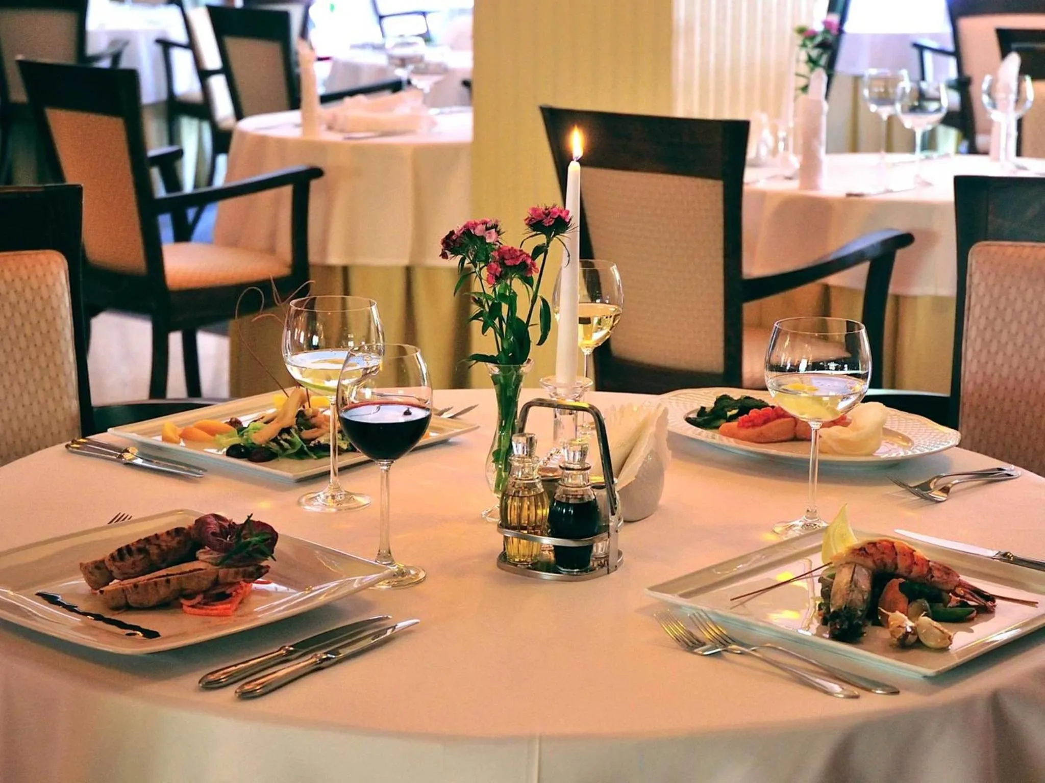 Restaurant/places to eat in Hotel Lubicz