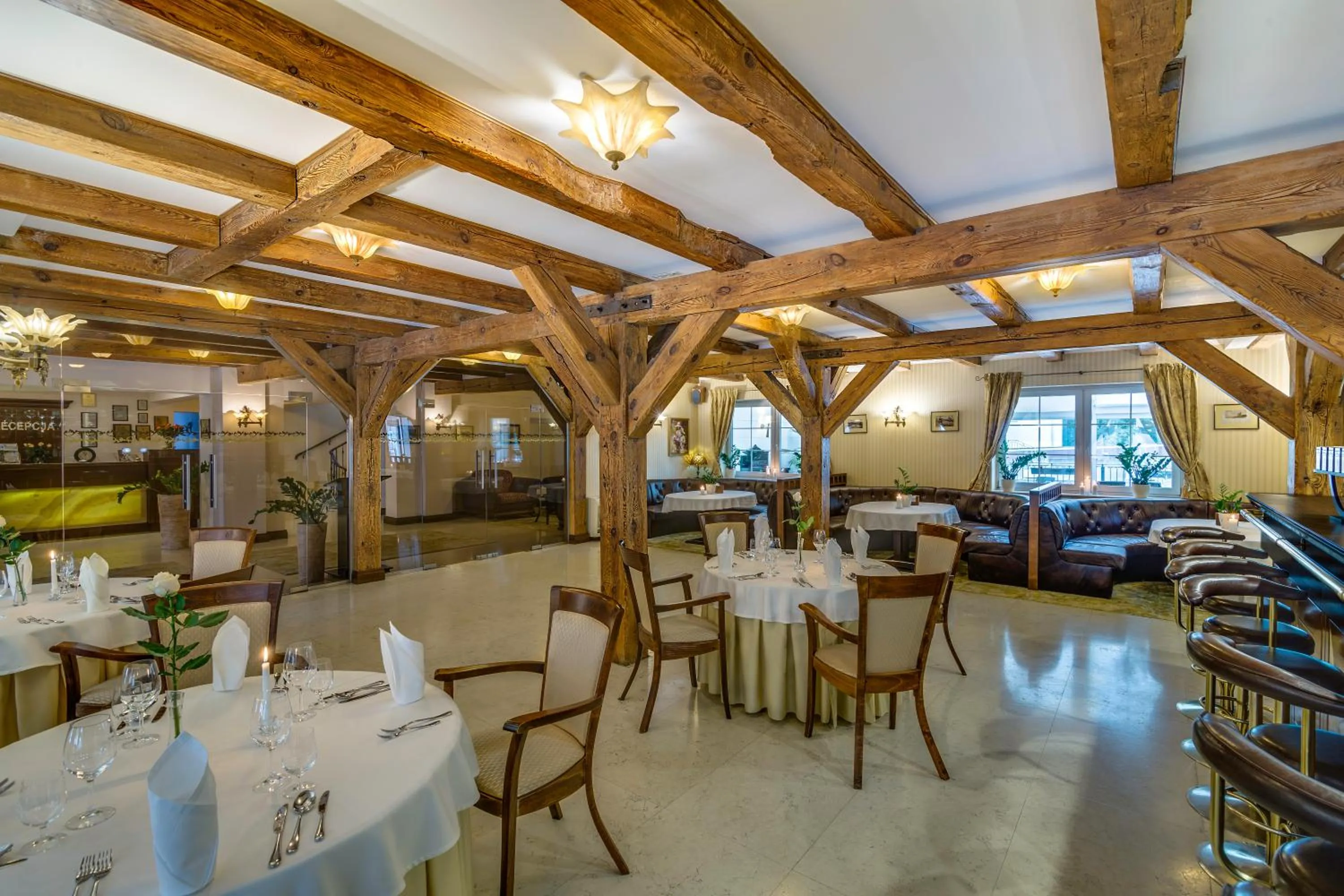 Restaurant/places to eat in Hotel Lubicz