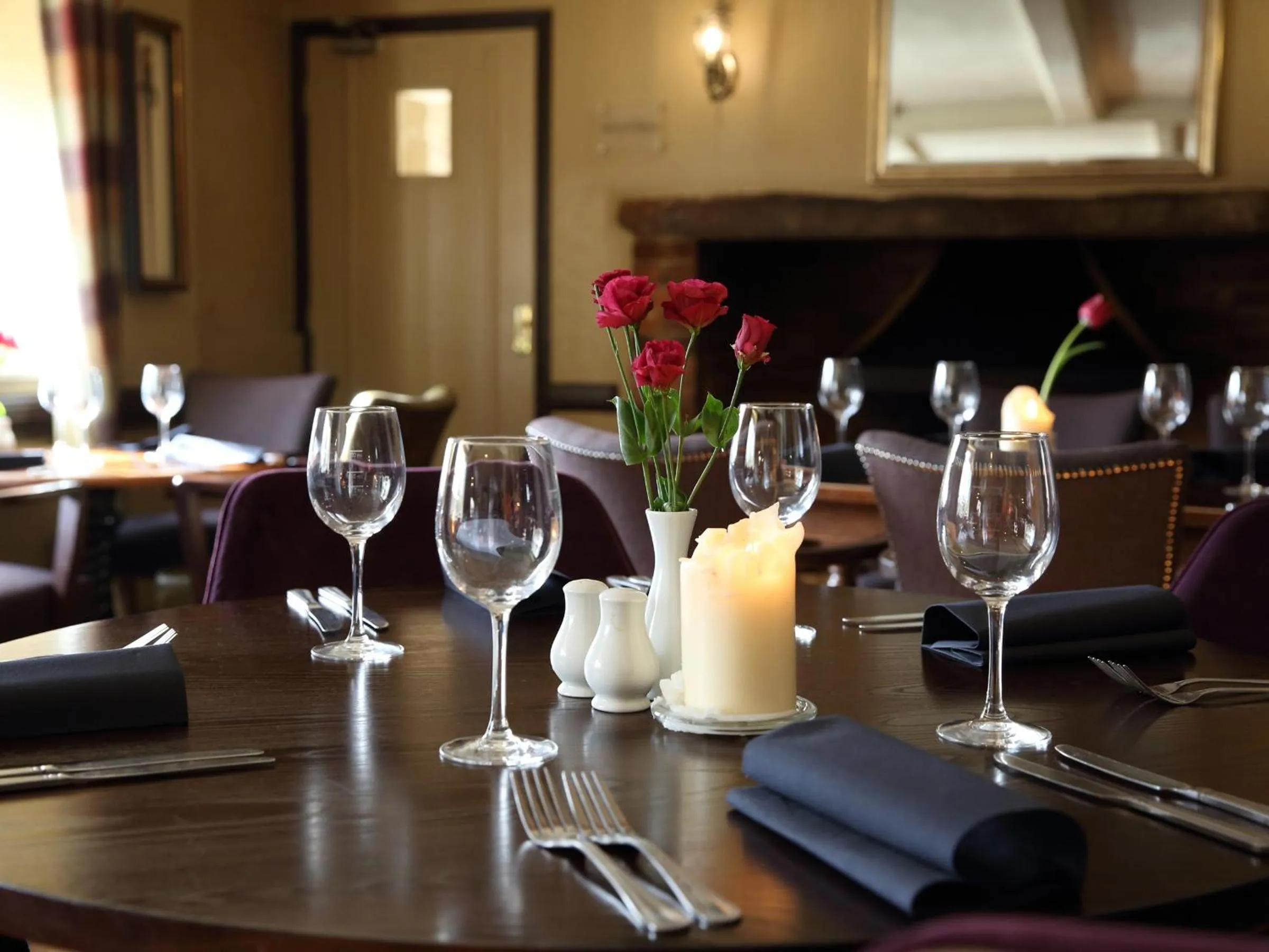 Restaurant/places to eat in Recruiting Sergeant