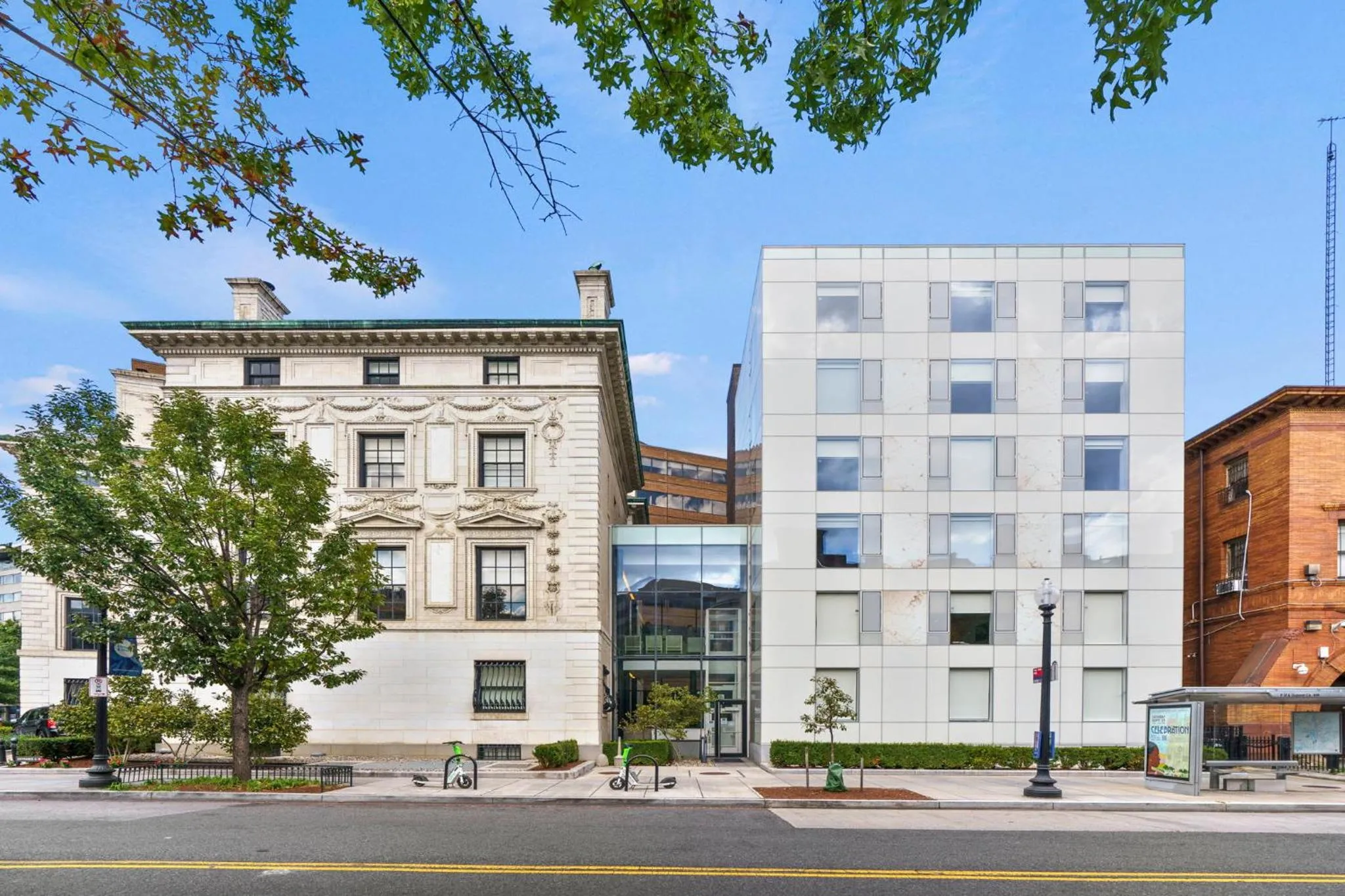 Property building in Placemakr Dupont Circle