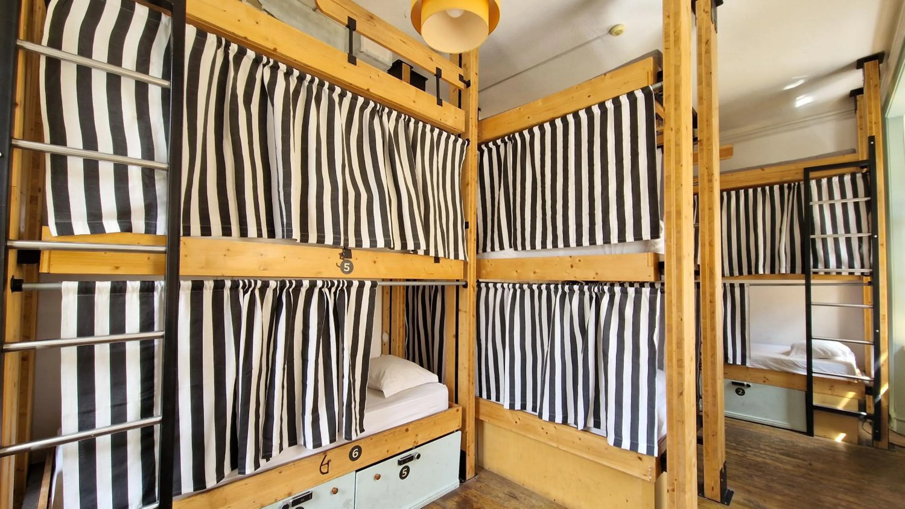 bunk bed in Rossio Hostel