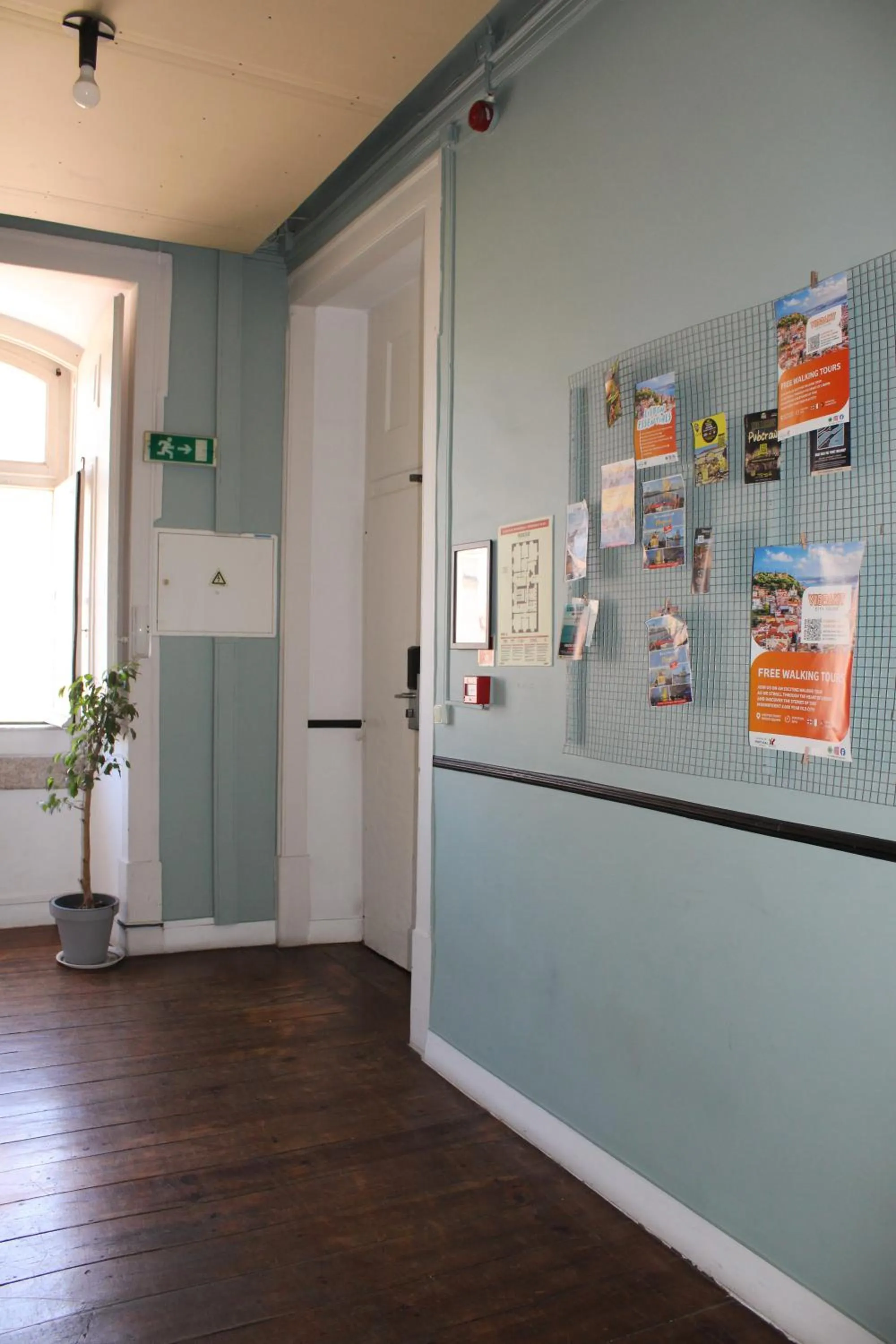 Property building in Rossio Hostel