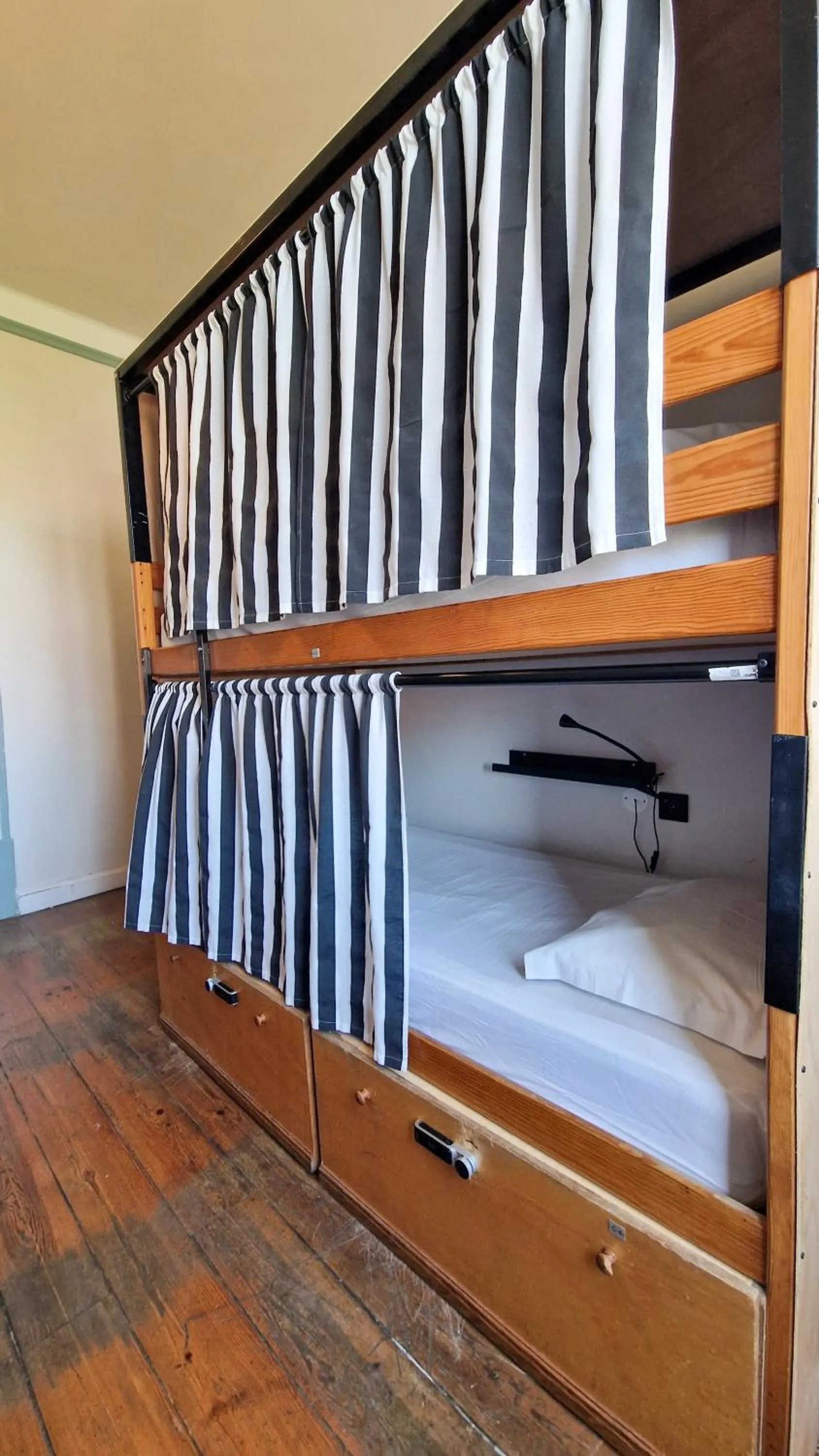 bunk bed in Rossio Hostel