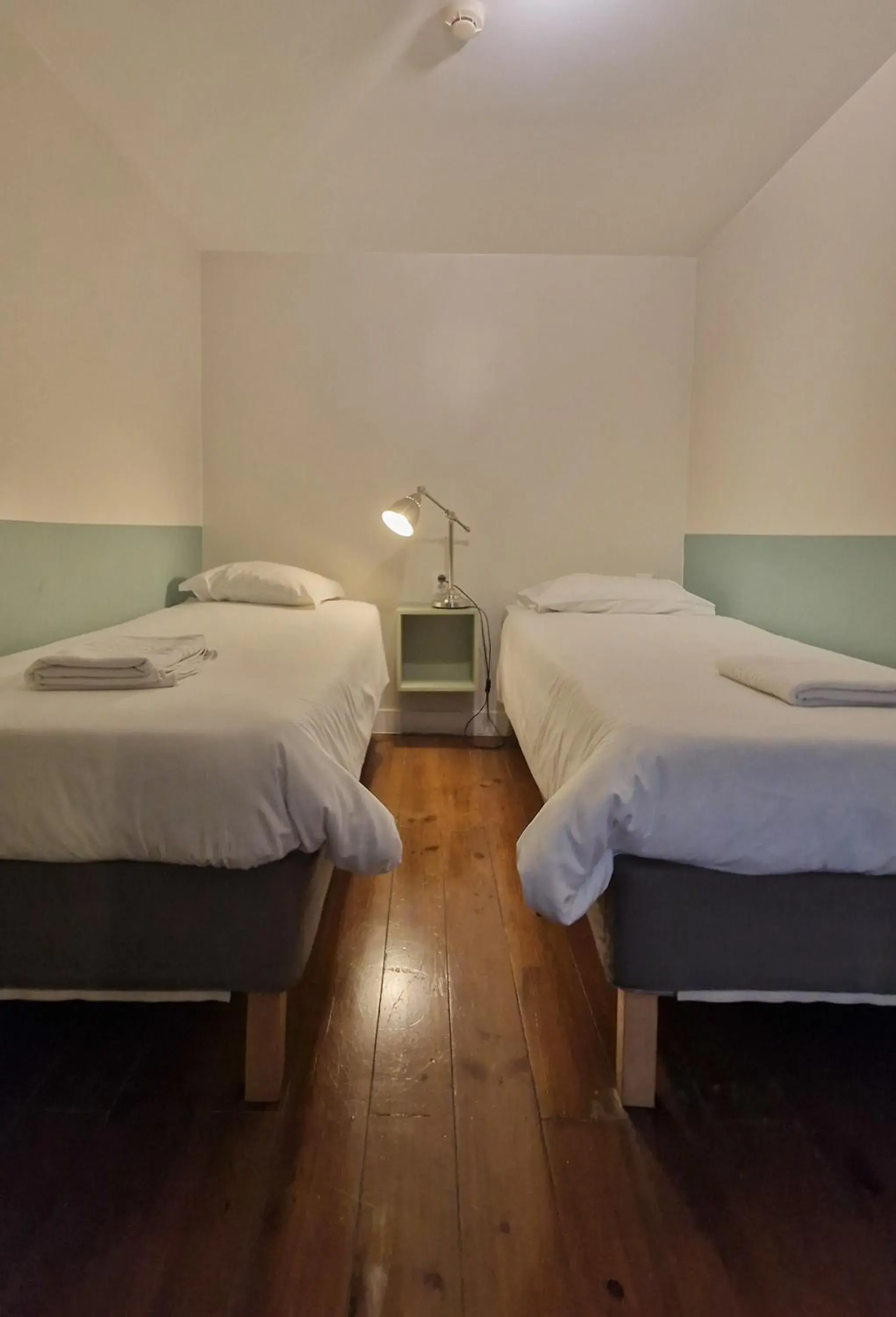 Standard Twin Room with Shared Bathroom in Rossio Hostel Standard Twin Room with Shared Bathroom in Rossio Hostel