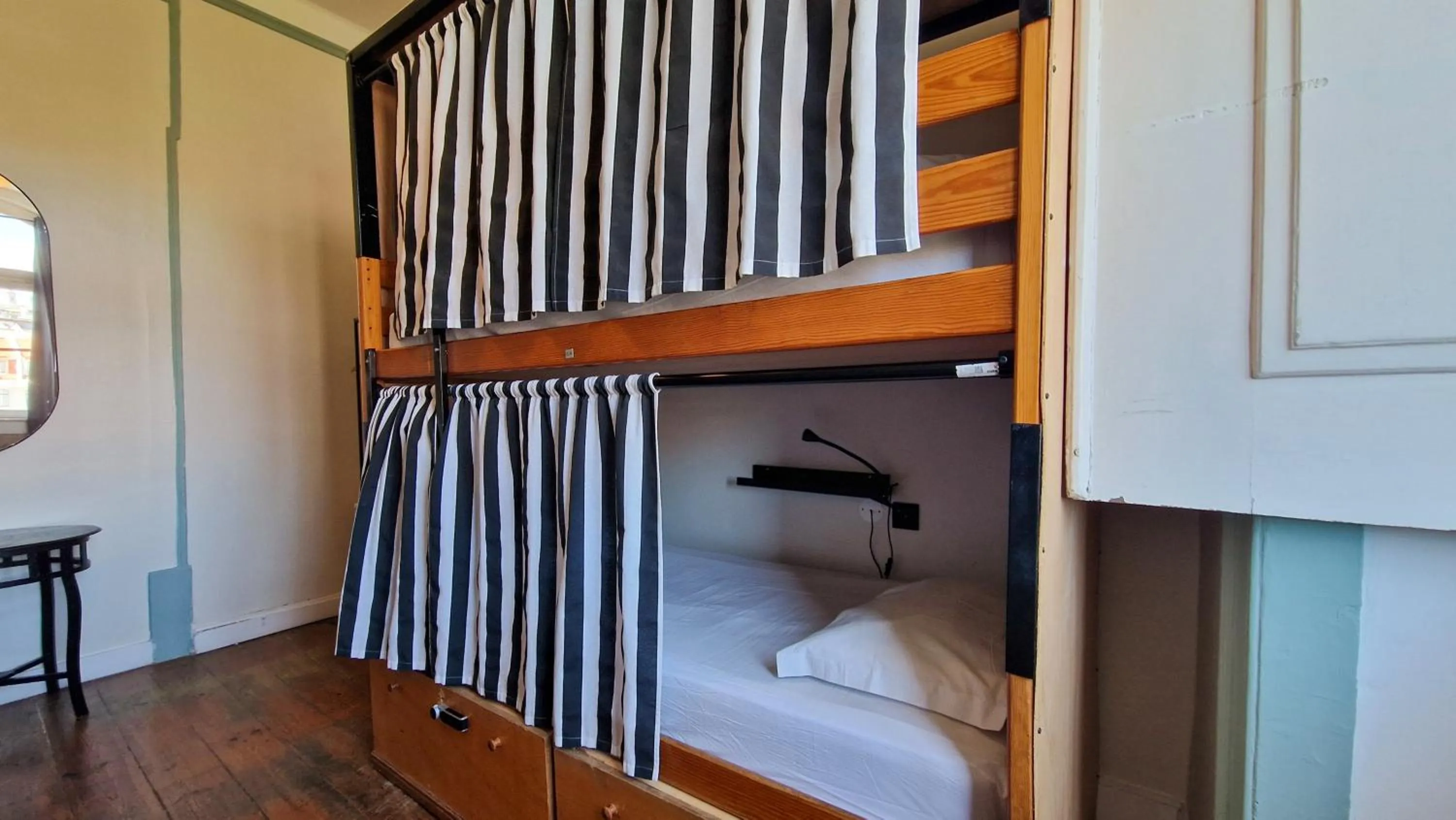 bunk bed in Rossio Hostel