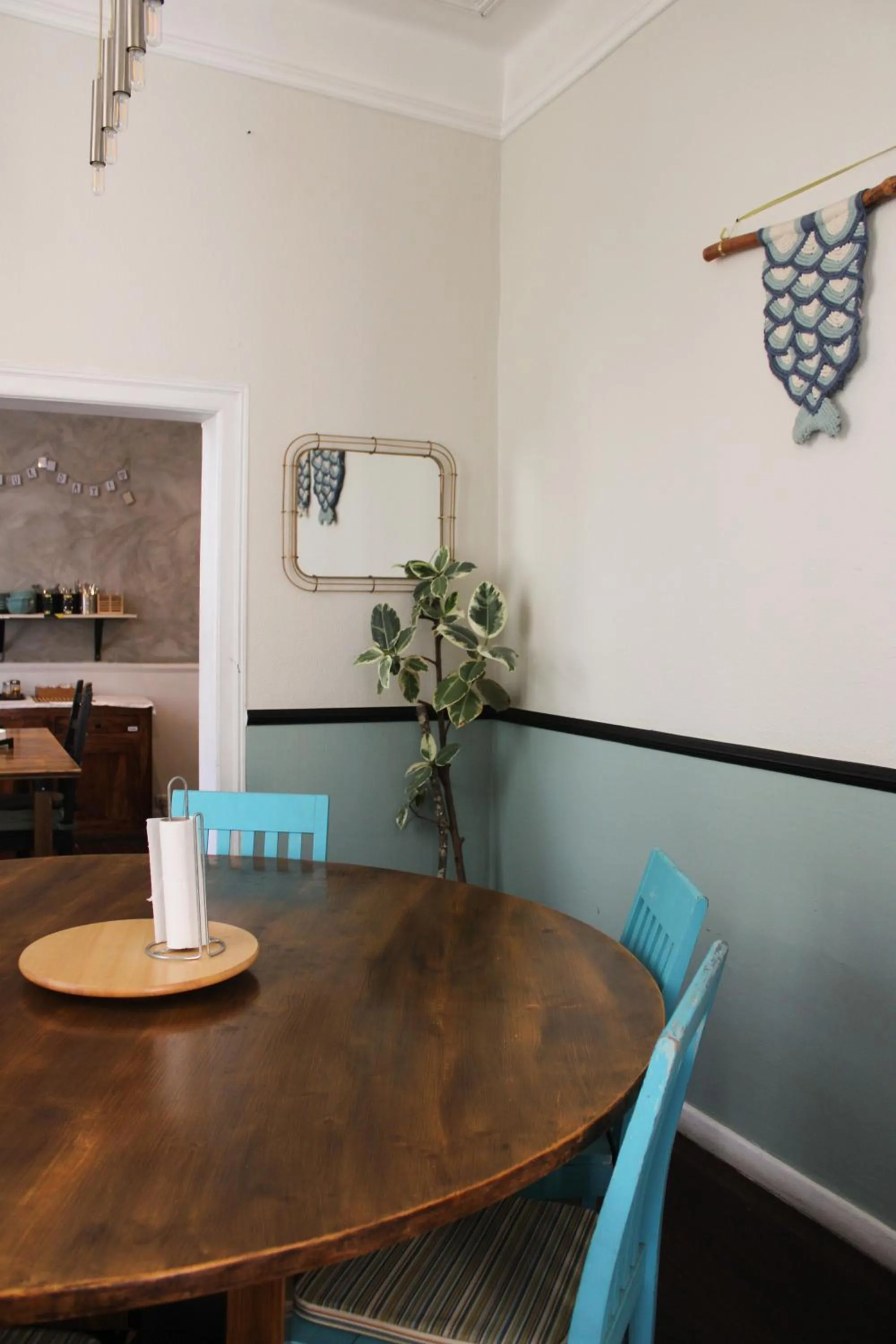 Dining area in Rossio Hostel