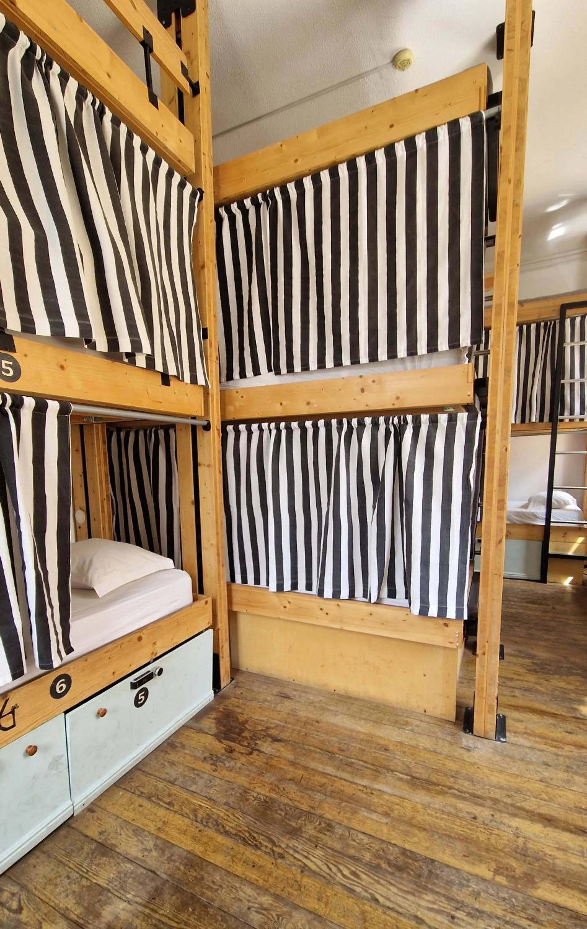 bunk bed in Rossio Hostel
