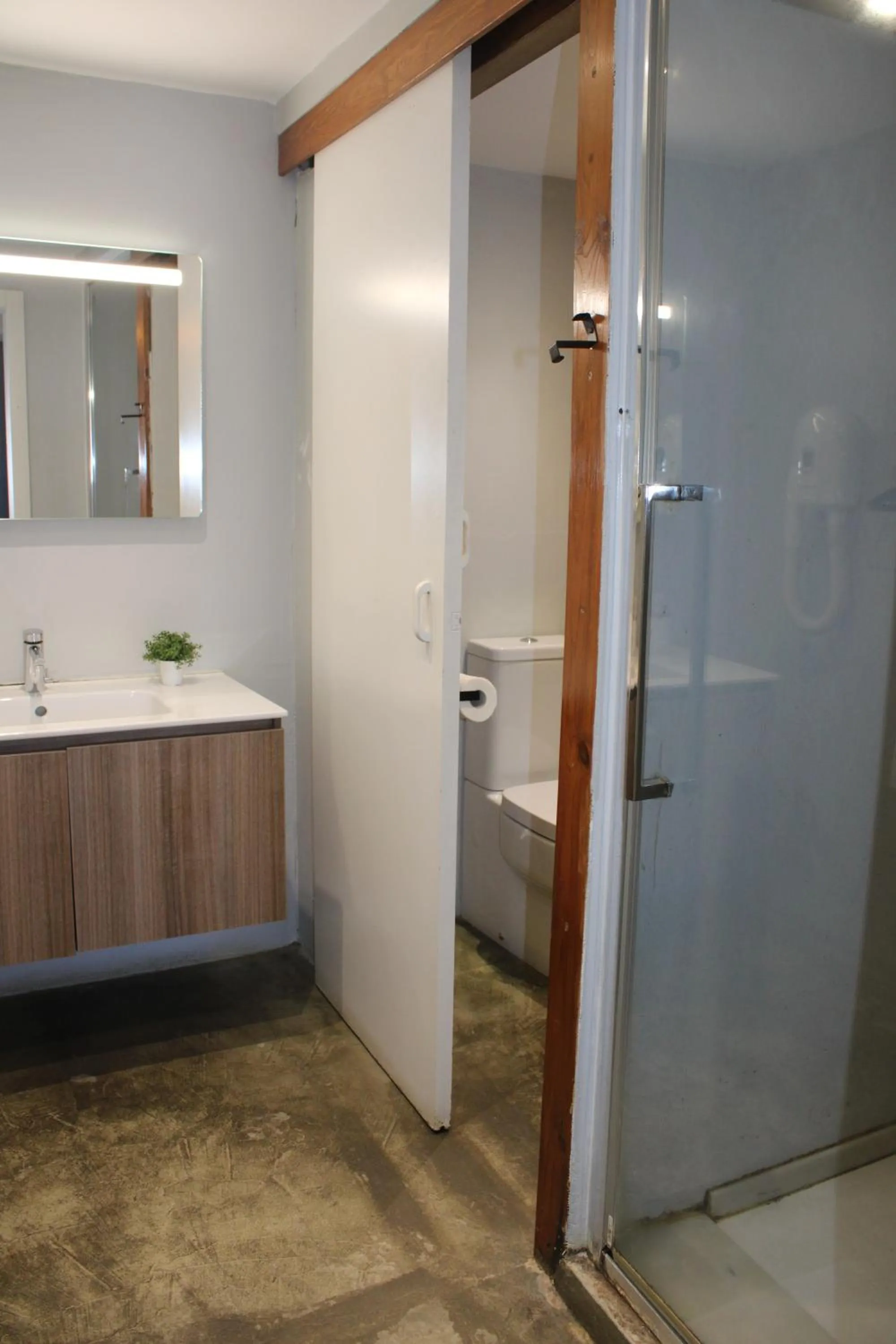 Toilet in Rossio Hostel