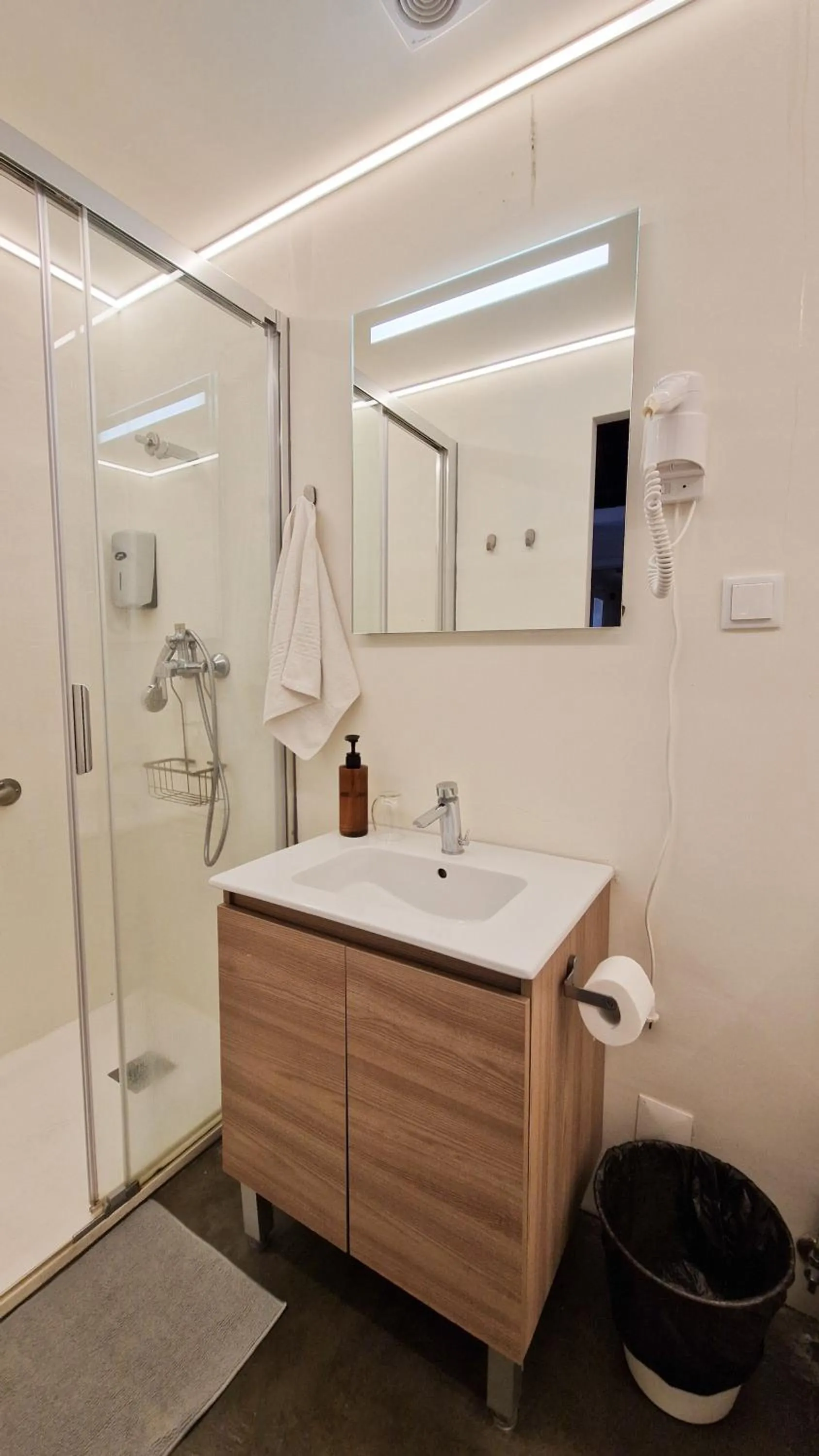 Bathroom in Rossio Hostel