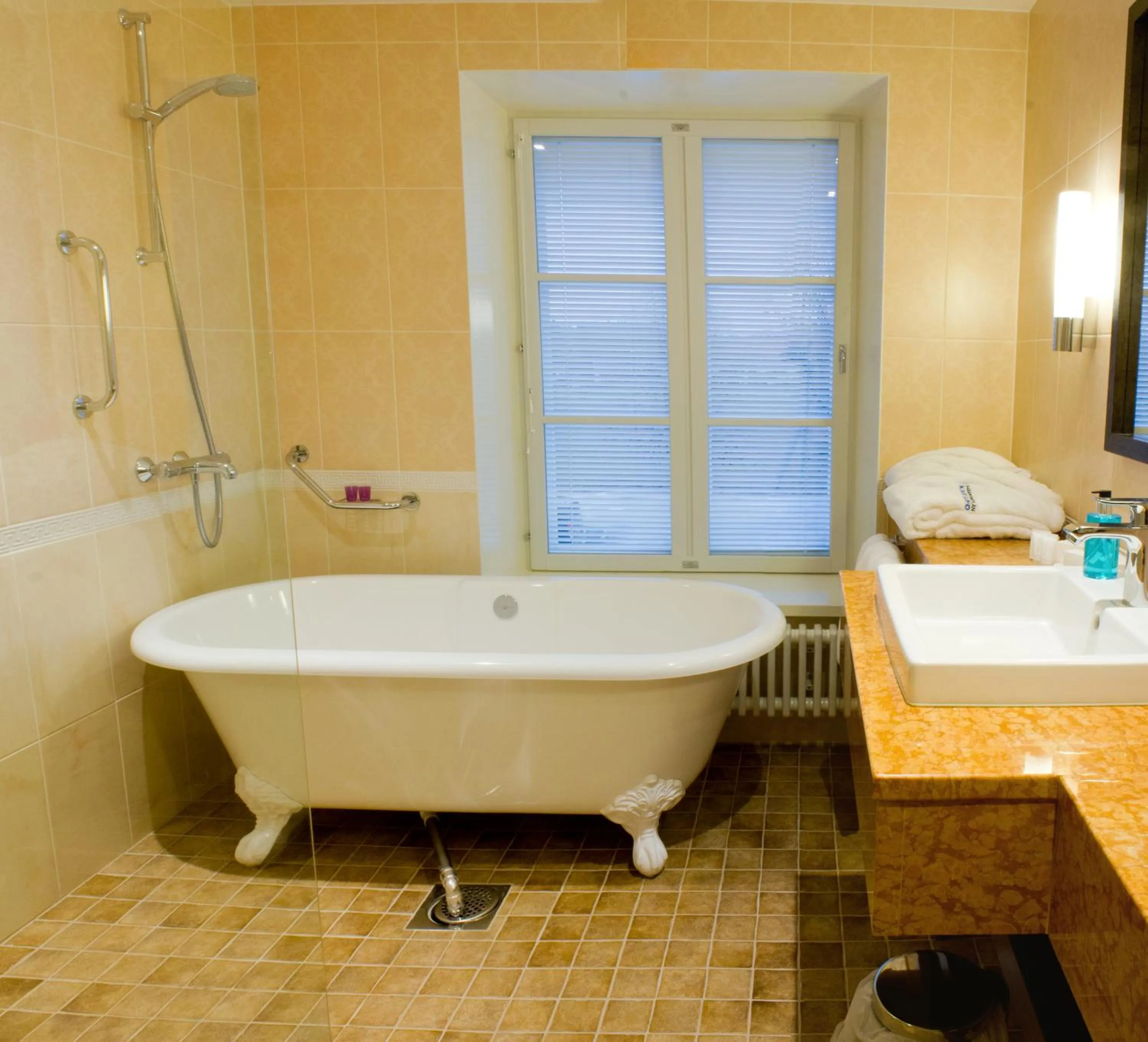 Bathroom in Hämeenkylän Kartano