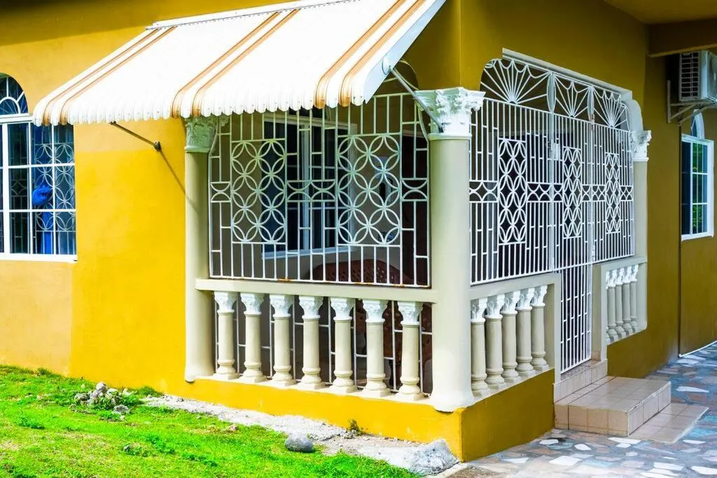 Property building in Cozy Locale - Gold