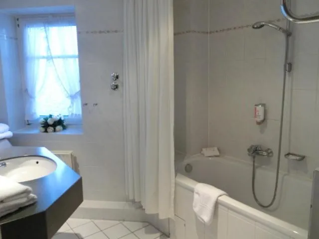 Bathroom in Hotel Heuberg