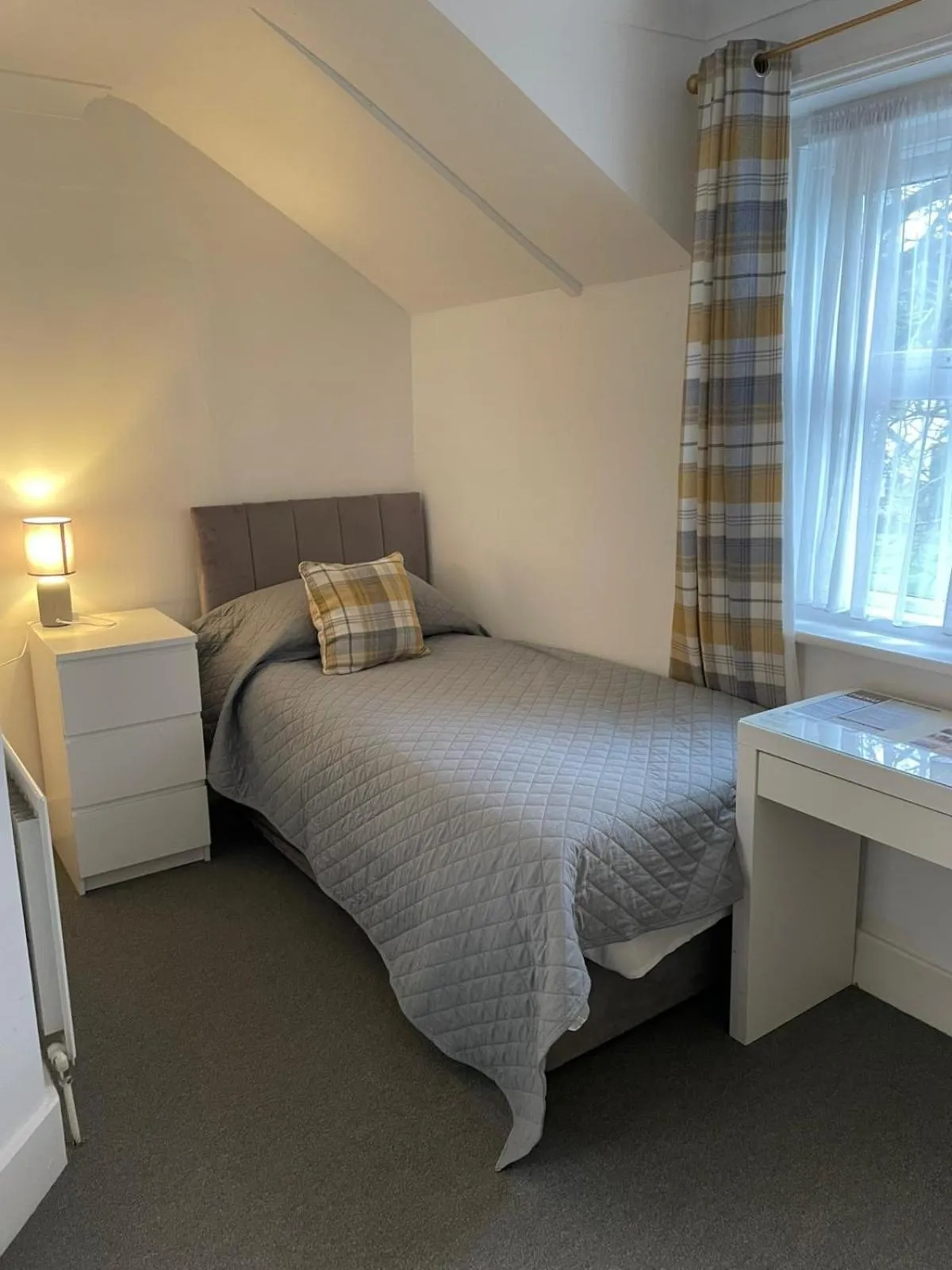 Bedroom, Bed in Hunters Meet