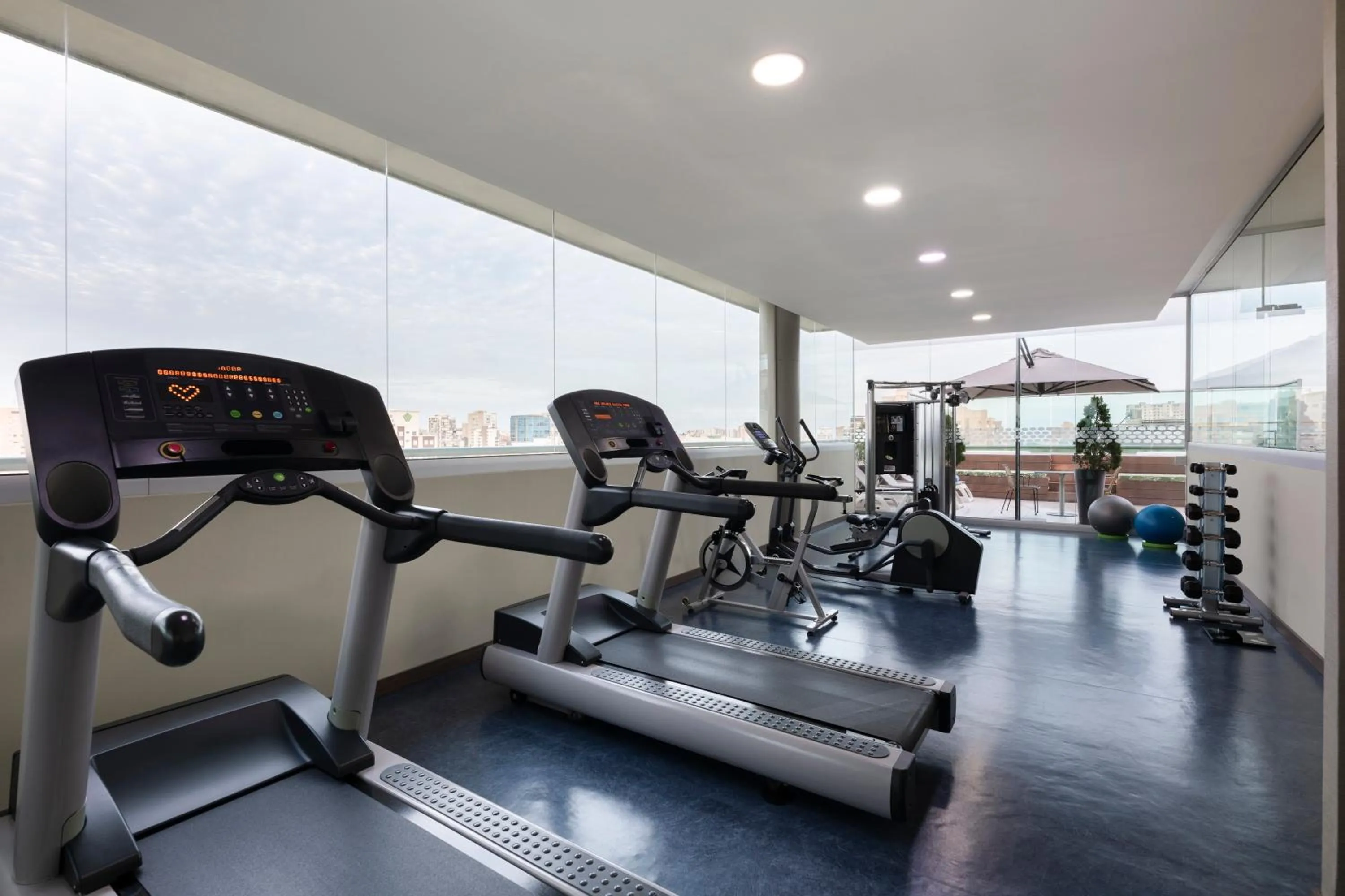 Fitness centre/facilities in Hampton by Hilton Barranquilla