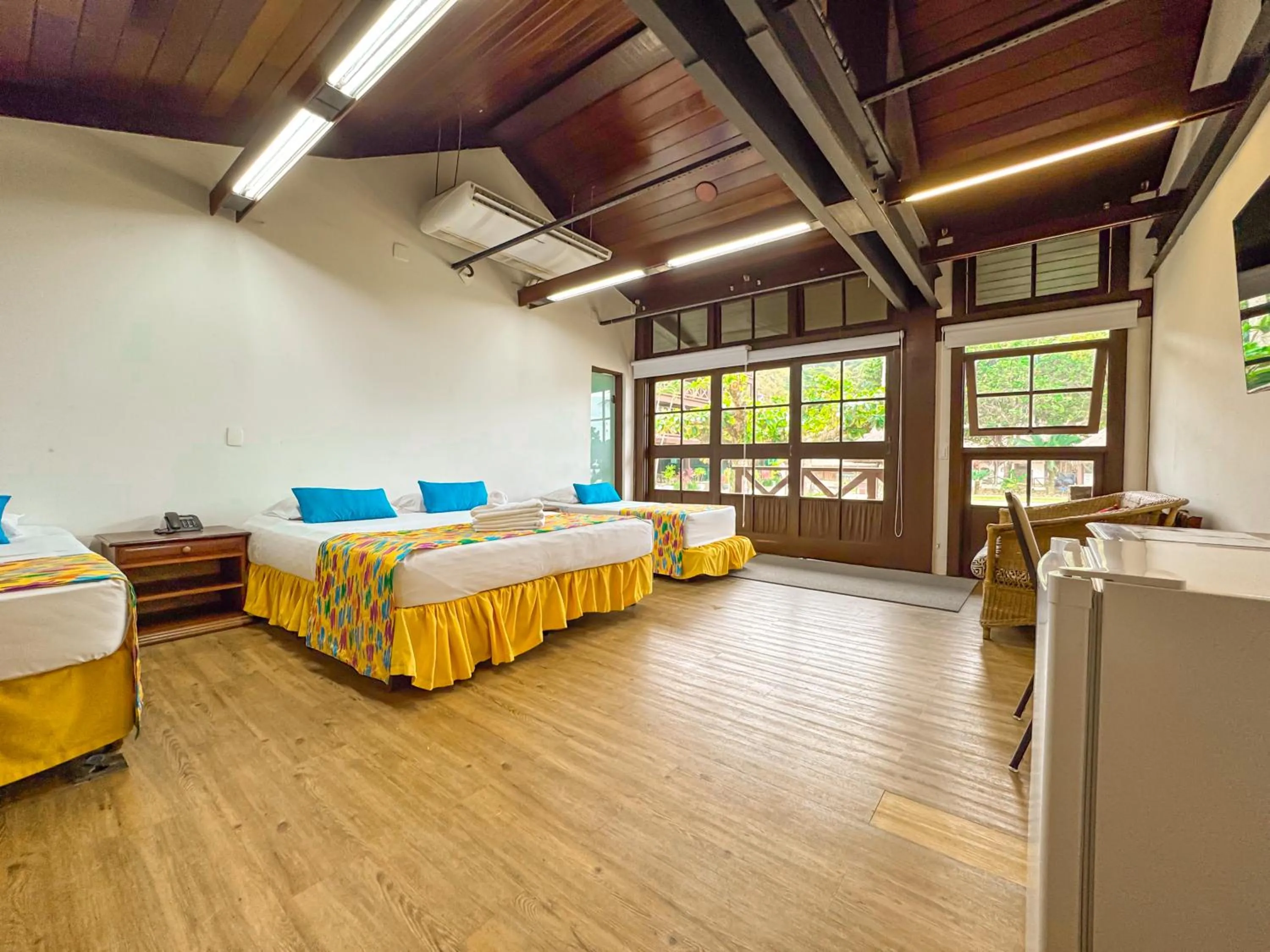 Bedroom, Bed in Hotel Nacional Inn Ubatuba - Praia das Toninhas