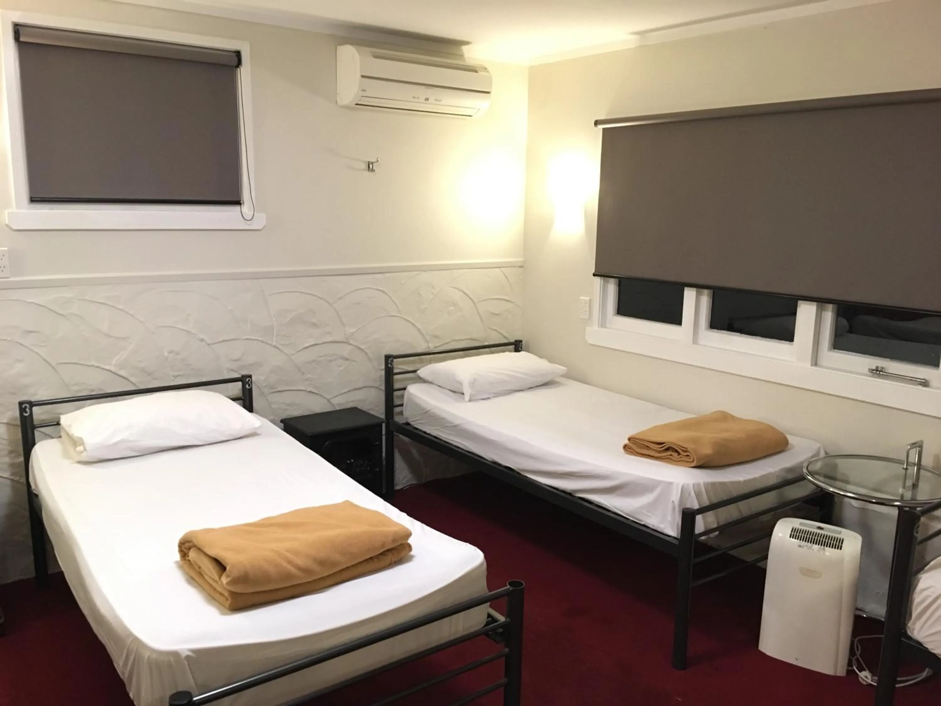 TV/Entertainment Center in Freemans Backpackers