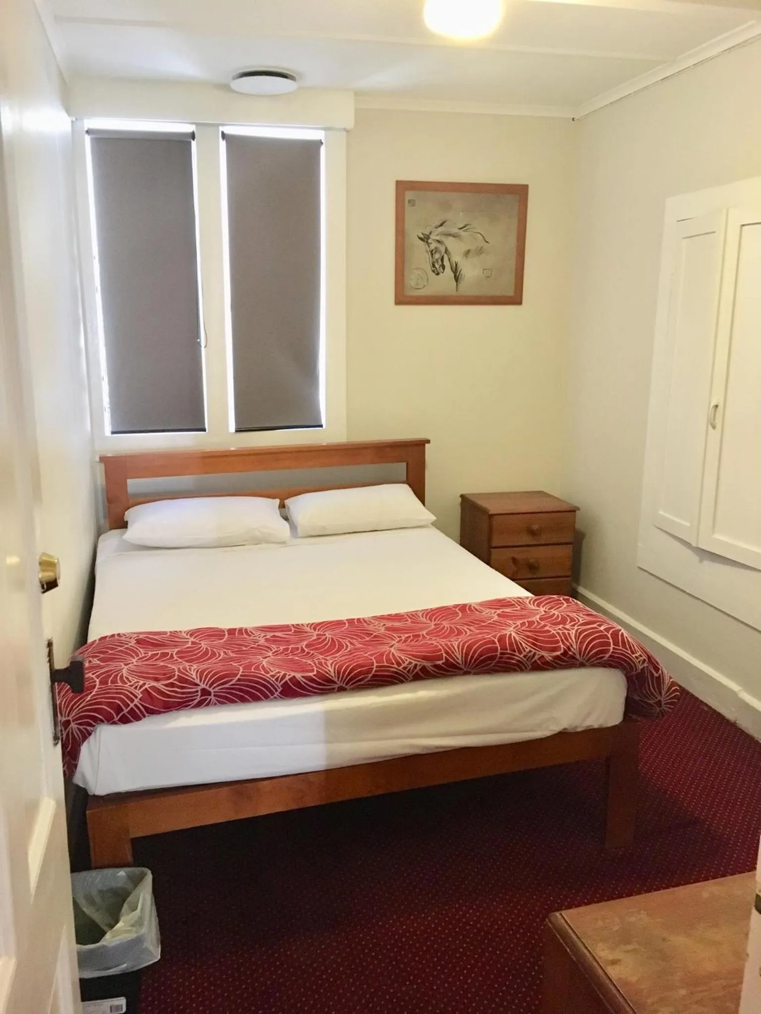 Freemans Backpackers