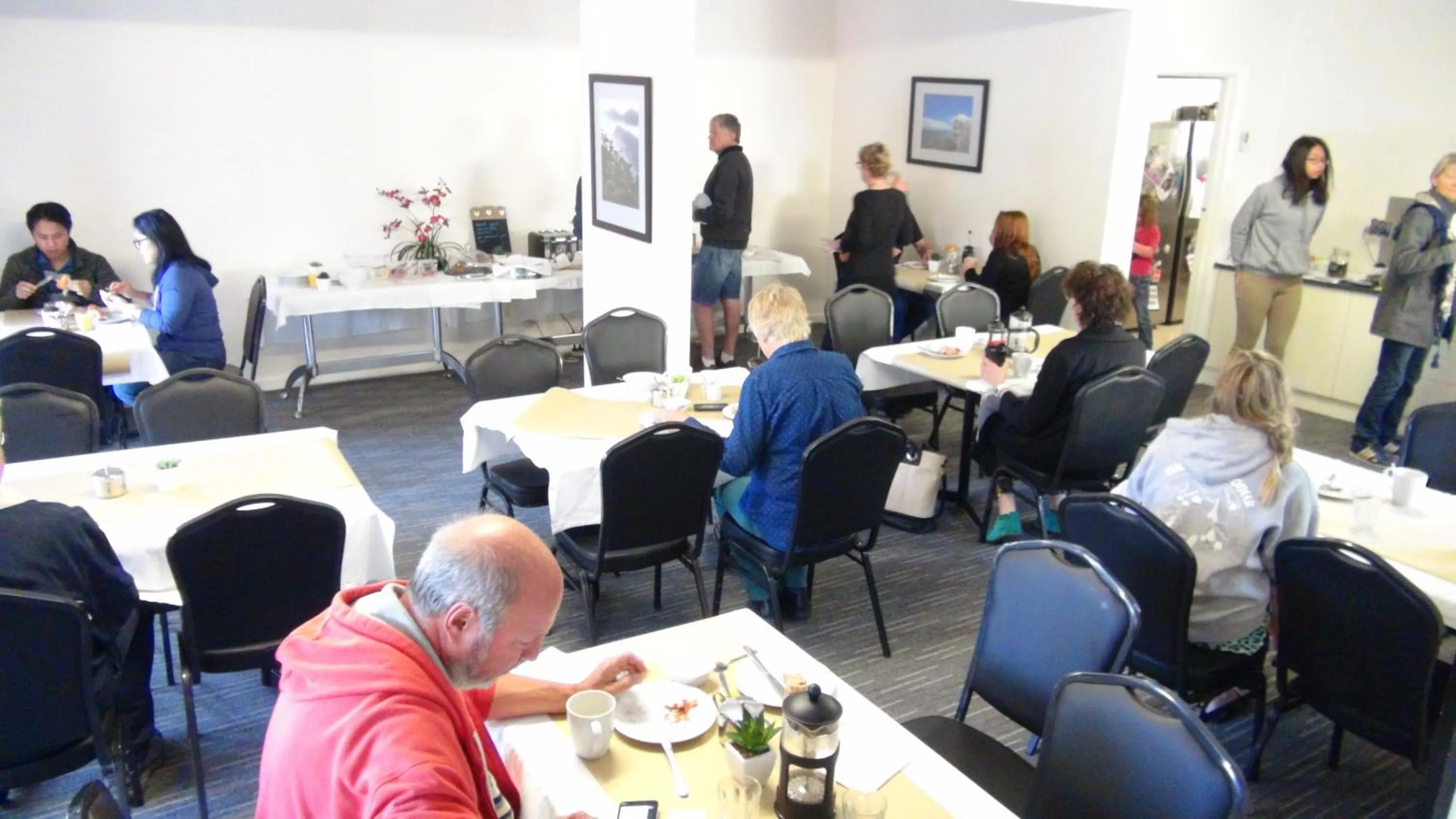 Dining area in Gariwerd Motel
