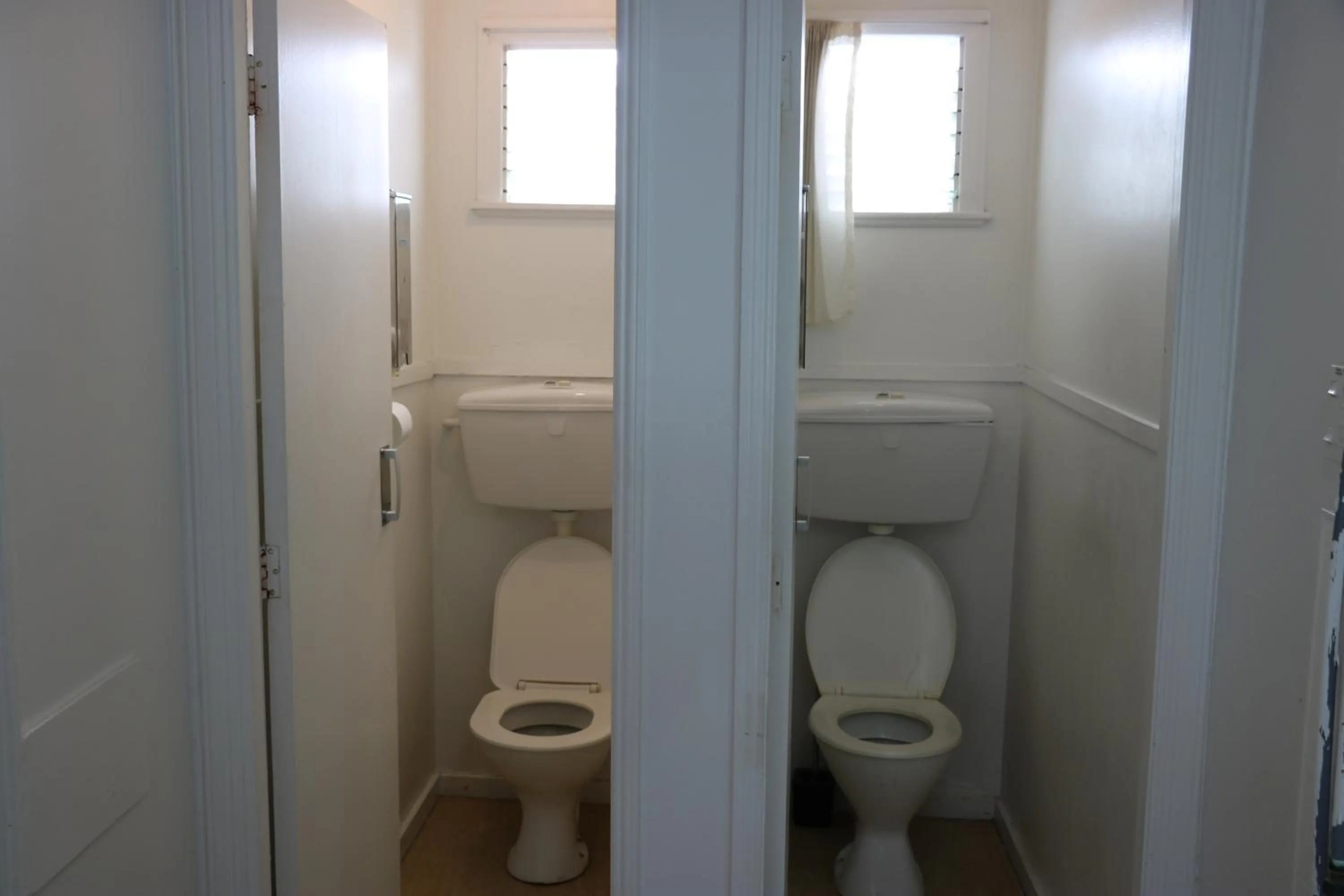 Bathroom in Lantana Lodge