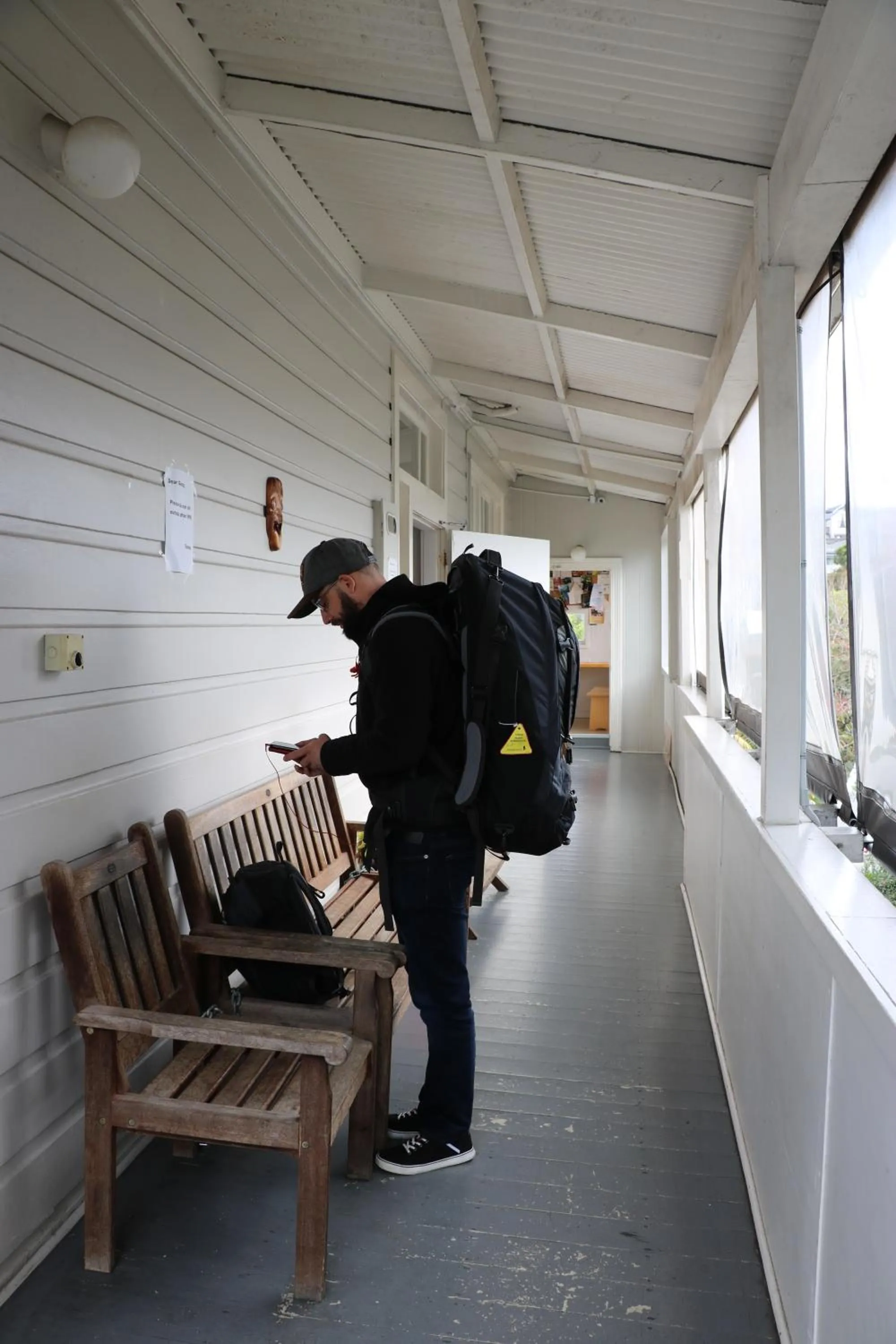Facade/entrance, Guests in Lantana Lodge