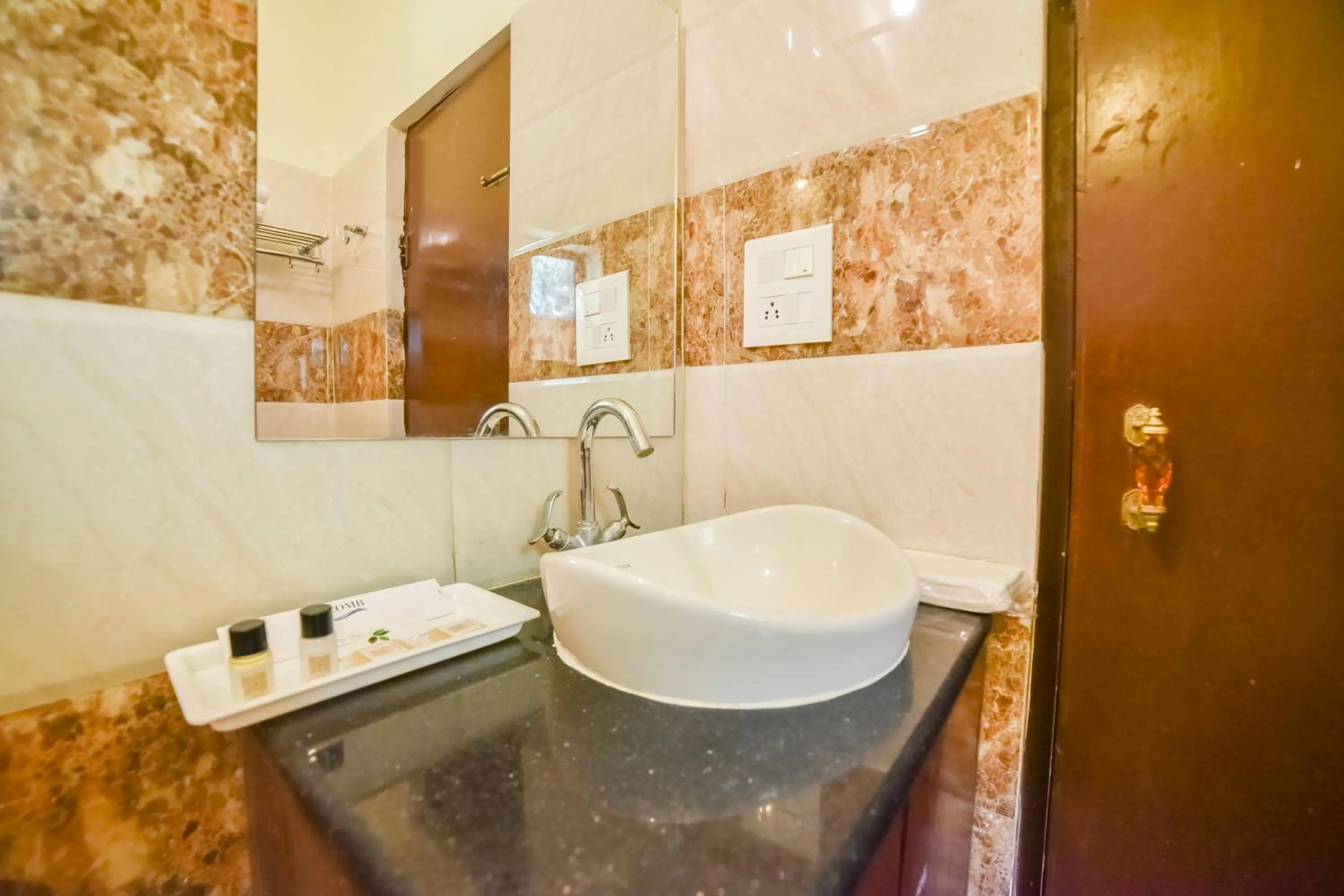 Bathroom in Lohana Village Resort