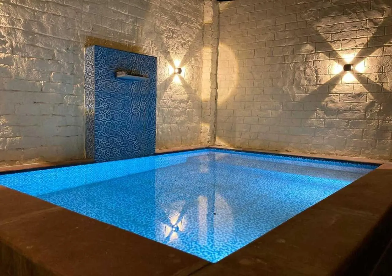 Swimming pool in Lohana Village Resort